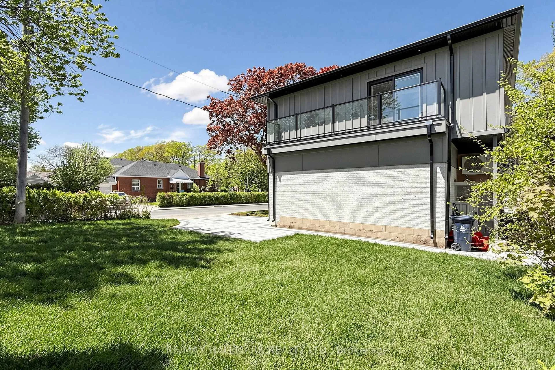 Photo 29 of Unit Lower/Bsmt, 655 O'connor Drive, Toronto, East York — HOMEH