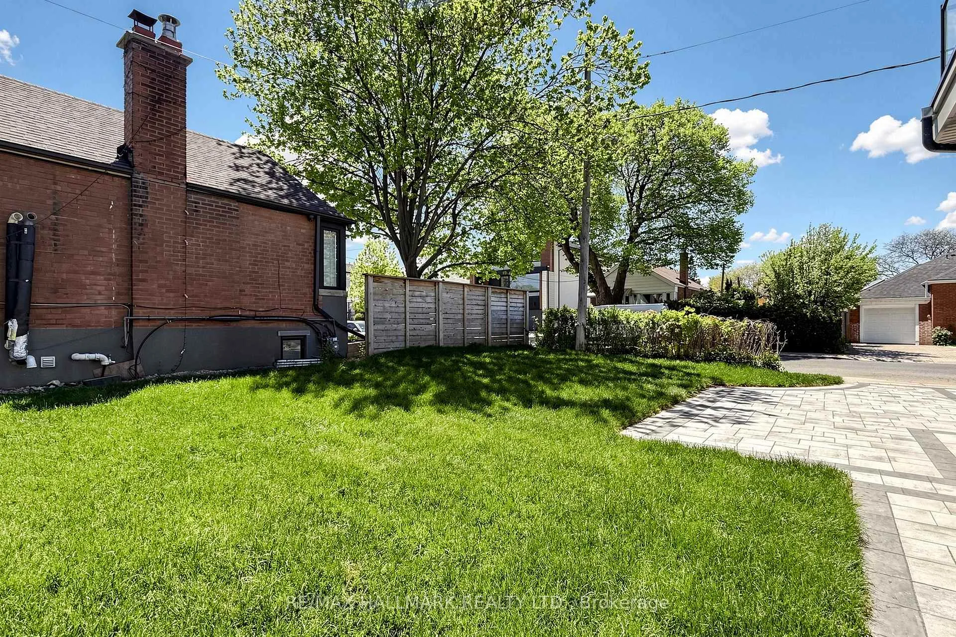 Photo 30 of Unit Lower/Bsmt, 655 O'connor Drive, Toronto, East York — HOMEH