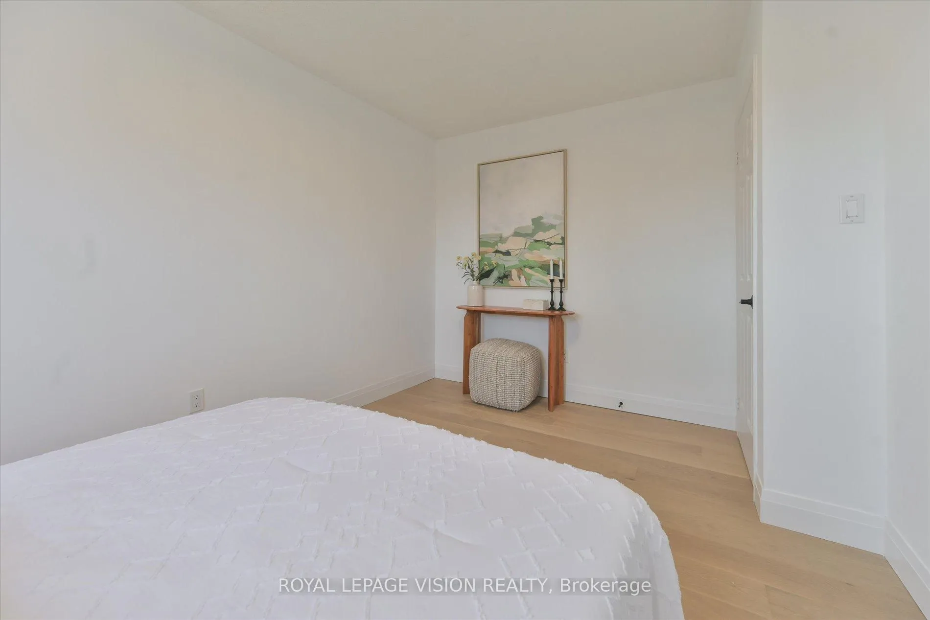 Photo 18 of 126 Richbell Street, Vaughan, Brownridge — HOMEH