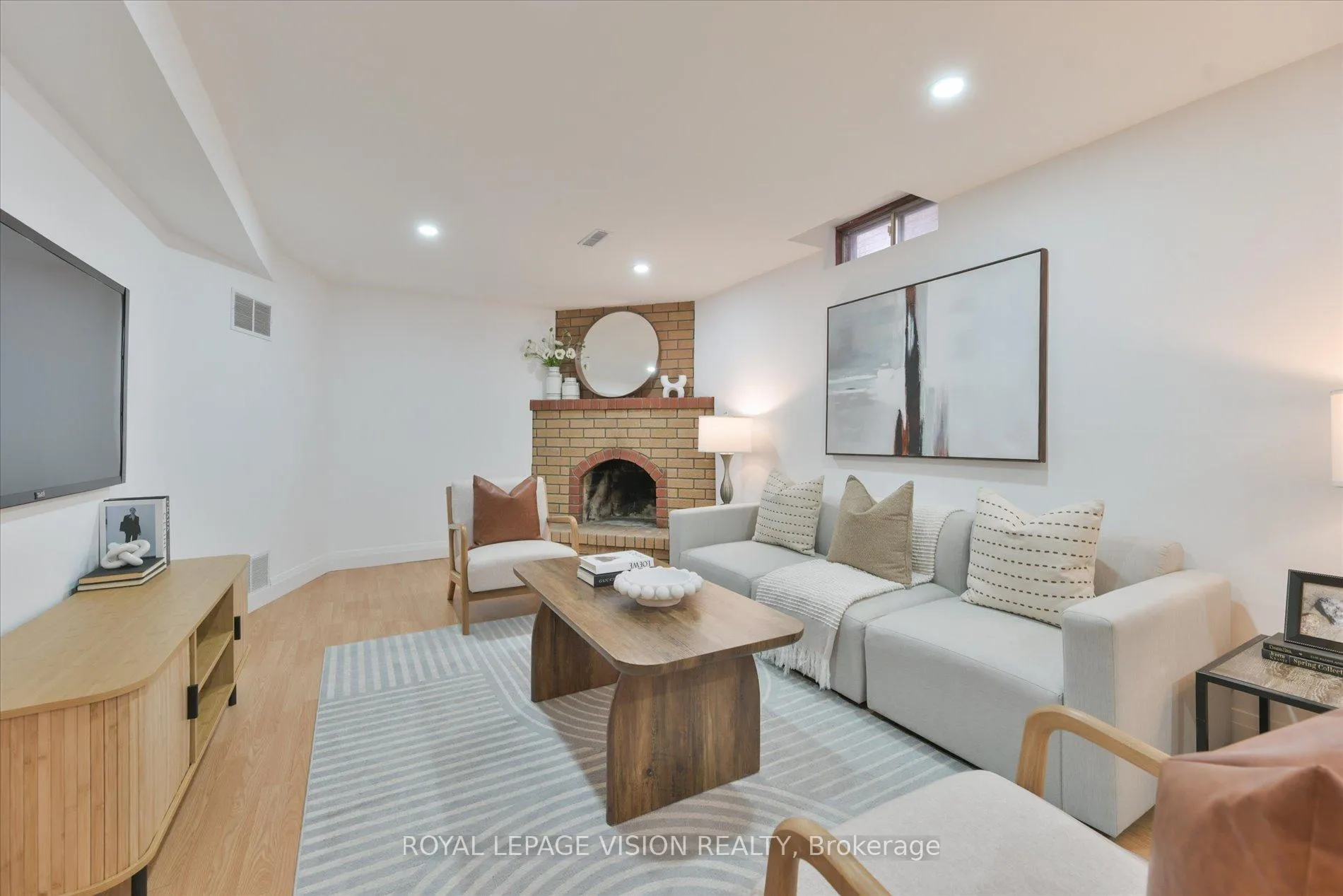 Photo 23 of 126 Richbell Street, Vaughan, Brownridge — HOMEH