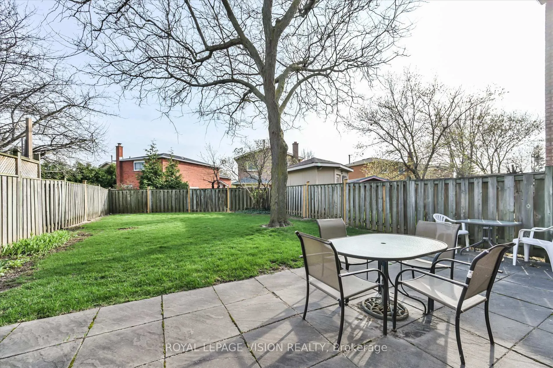 Photo 28 of 126 Richbell Street, Vaughan, Brownridge — HOMEH