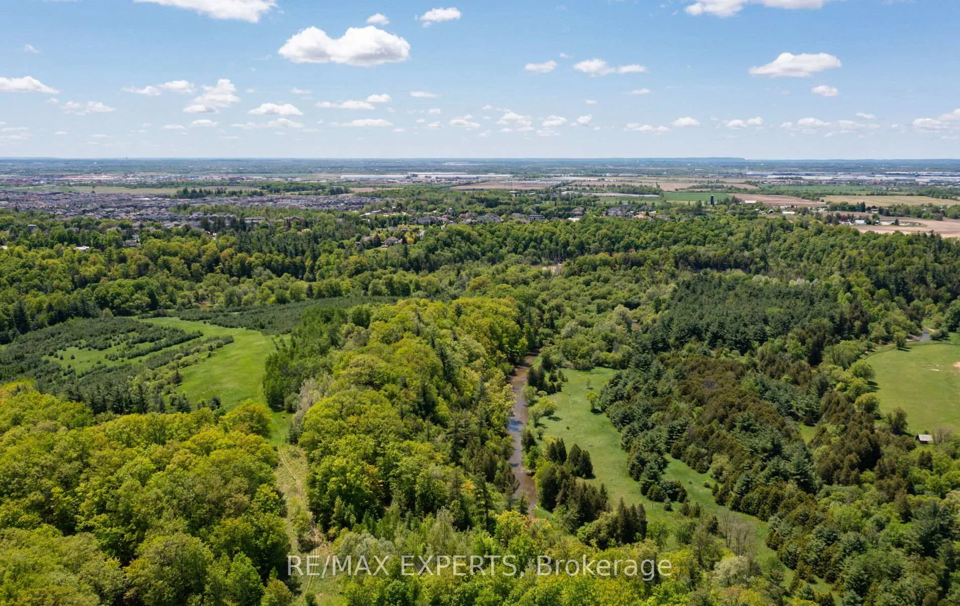 Photo 31 of 76 Forest Heights Boulevard, Vaughan, Kleinburg — HOMEH