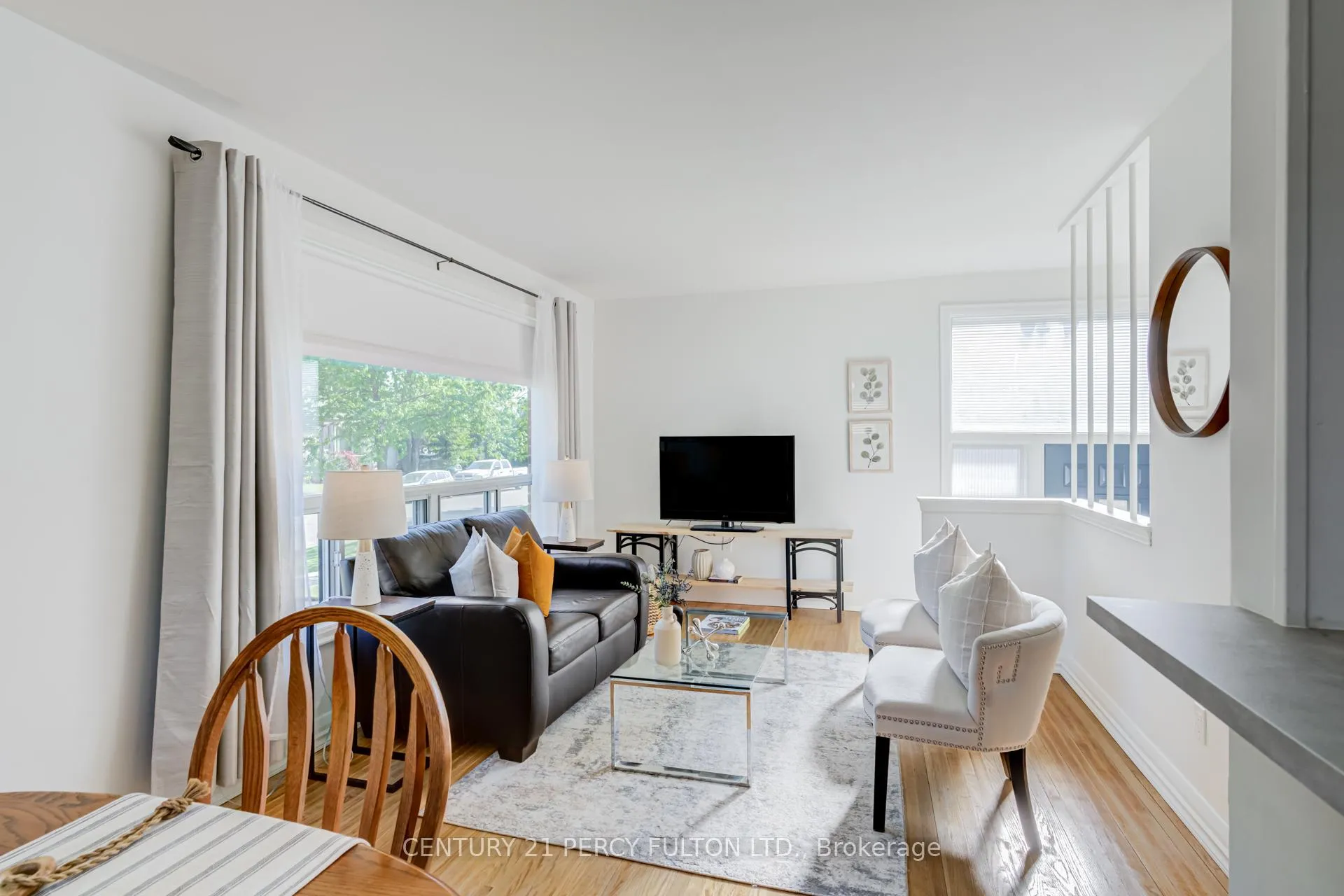 Photo 9 of 10 Mendip Crescent, Scarborough, Dorset Park — HOMEH
