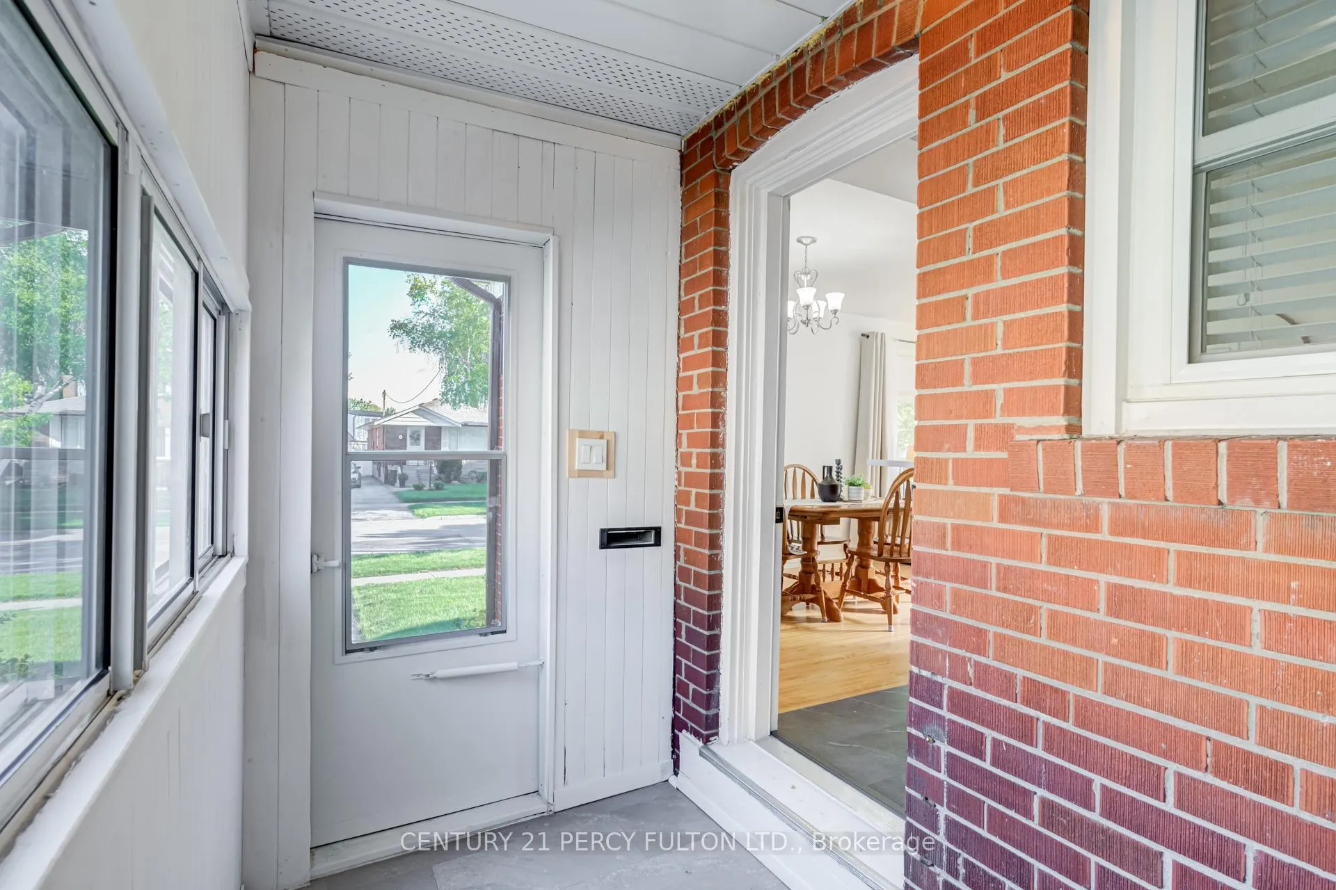 Photo 21 of 10 Mendip Crescent, Scarborough, Dorset Park — HOMEH