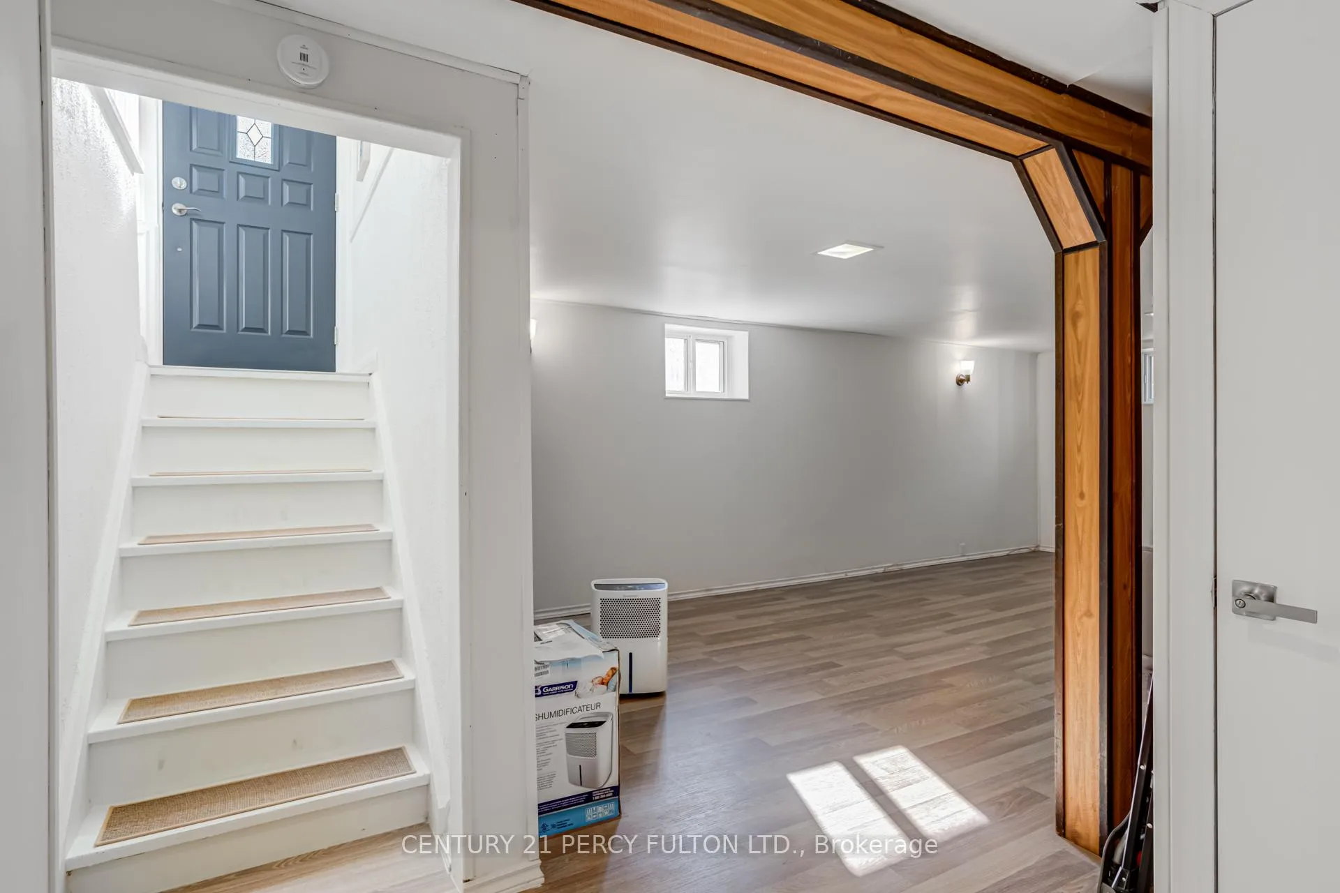 Photo 33 of 10 Mendip Crescent, Scarborough, Dorset Park — HOMEH