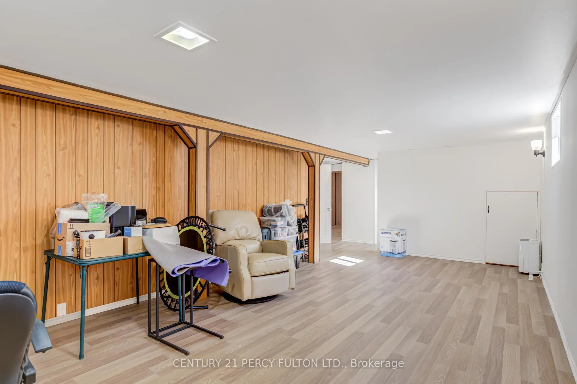 Photo 36 of 10 Mendip Crescent, Scarborough, Dorset Park — HOMEH