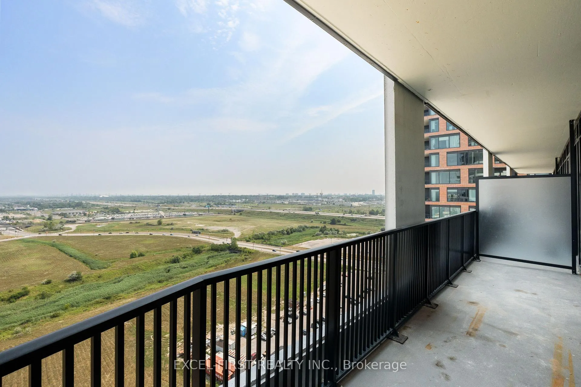 Photo 18 of Unit 1918, 56 Andre De Grasse Street, Markham, Unionville — HOMEH
