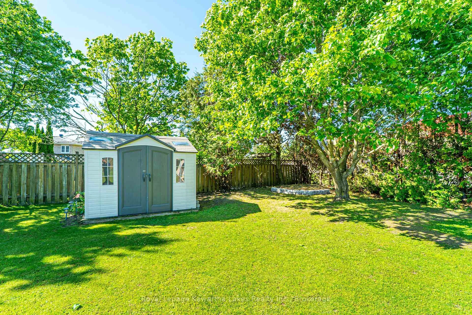 Photo 16 of 46 Madill Crescent, Kawartha Lakes, Lindsay — HOMEH