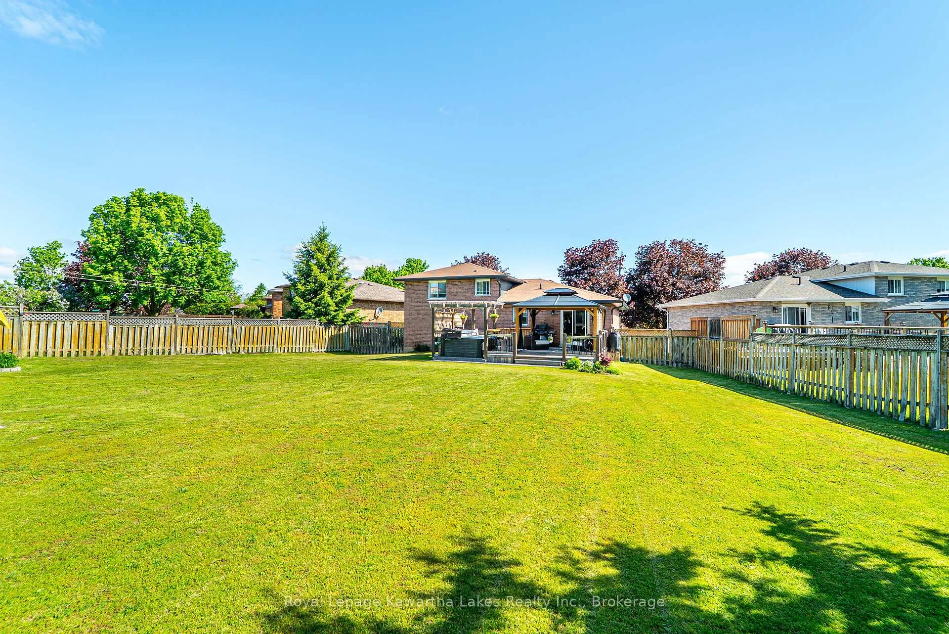 Photo 17 of 46 Madill Crescent, Kawartha Lakes, Lindsay — HOMEH