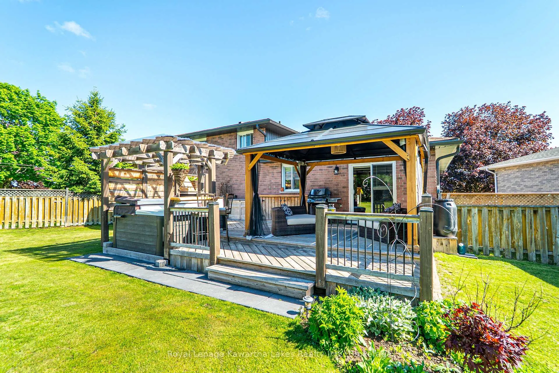 Photo 19 of 46 Madill Crescent, Kawartha Lakes, Lindsay — HOMEH