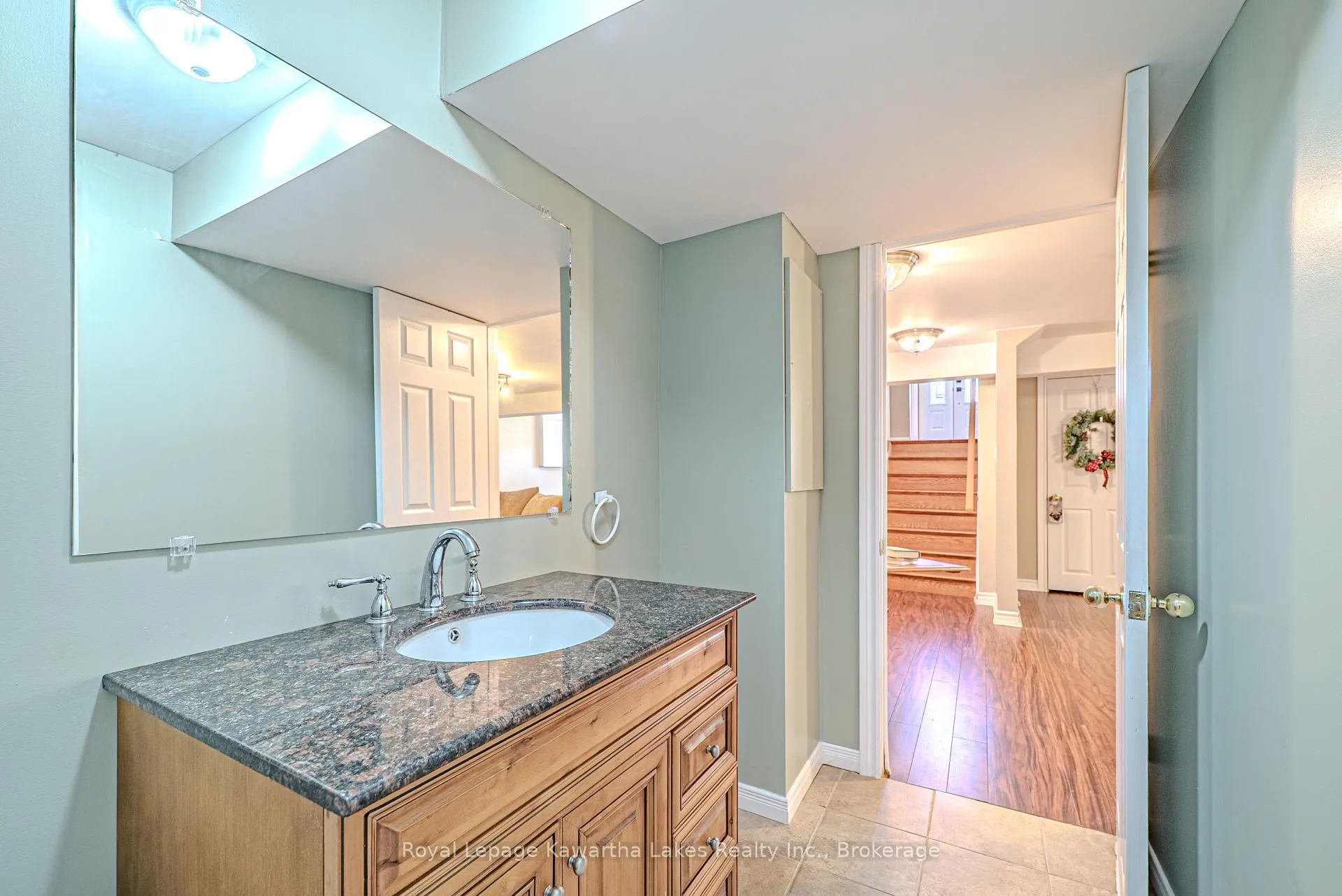 Photo 28 of 46 Madill Crescent, Kawartha Lakes, Lindsay — HOMEH