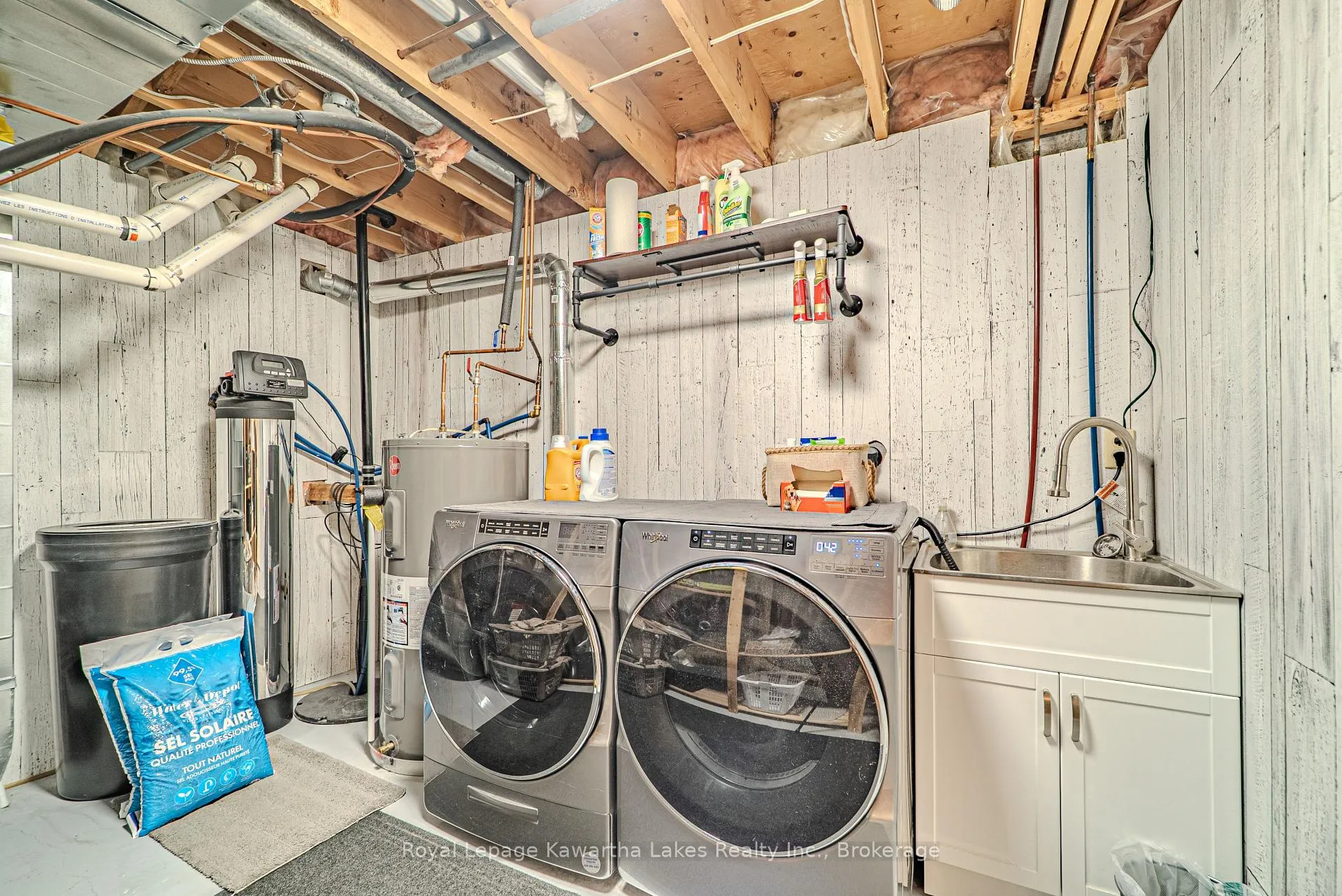 Photo 29 of 46 Madill Crescent, Kawartha Lakes, Lindsay — HOMEH