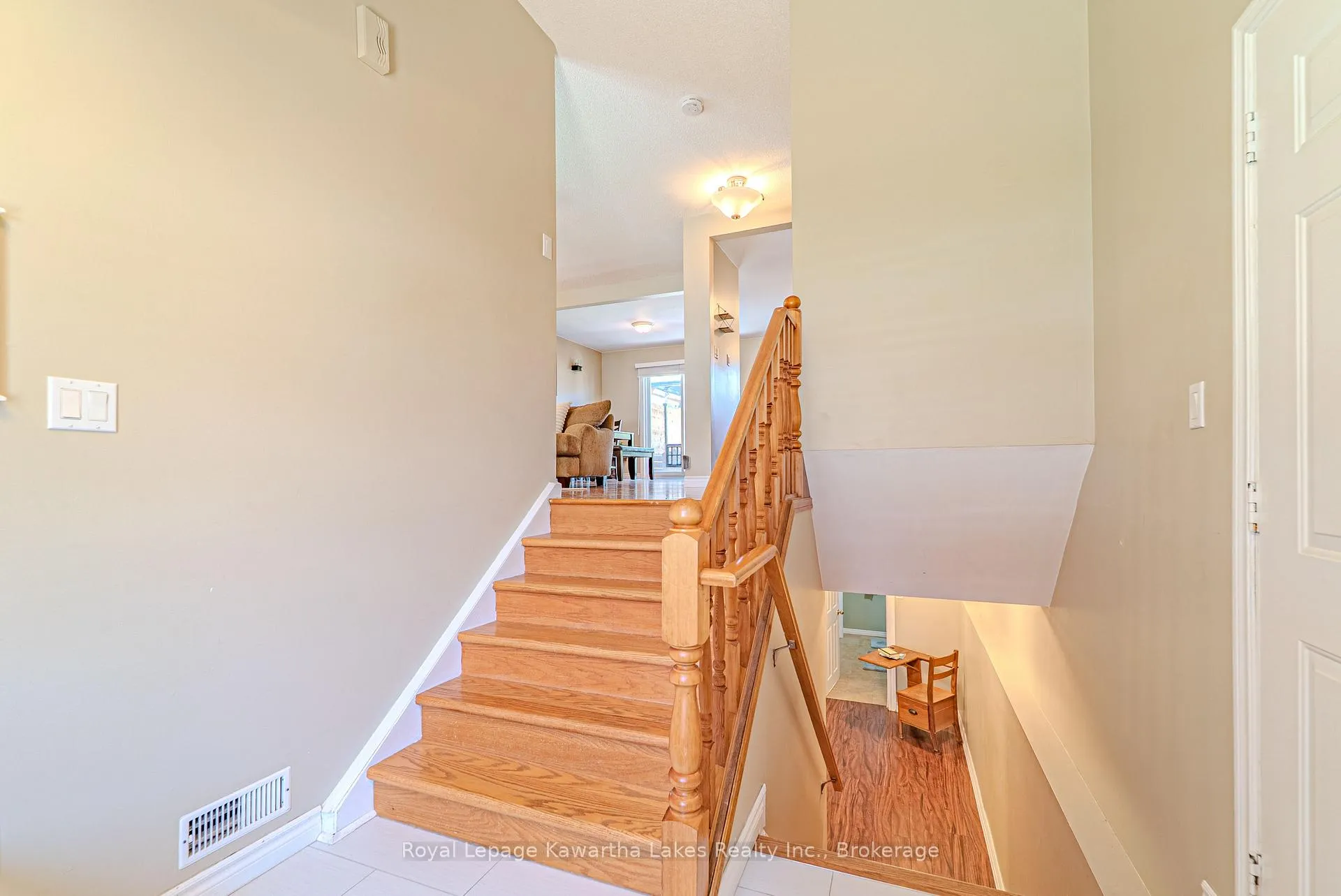 Photo 36 of 46 Madill Crescent, Kawartha Lakes, Lindsay — HOMEH