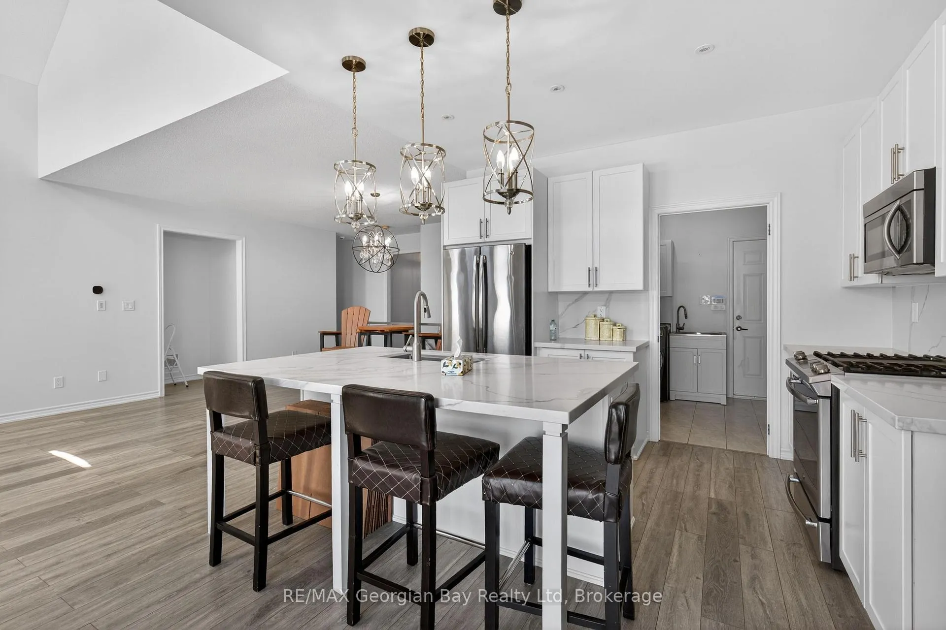 Photo 13 of 615 Bayport Boulevard, Midland — HOMEH