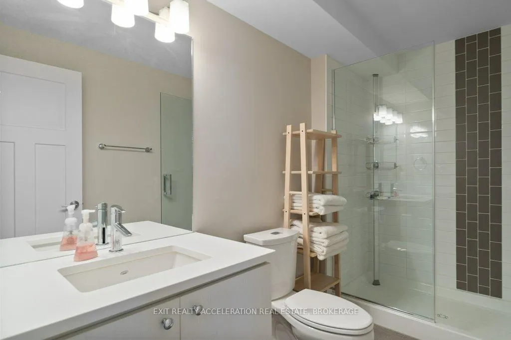 Photo 27 of 10 Admiral Court, Vaughan, Islington Woods — HOMEH