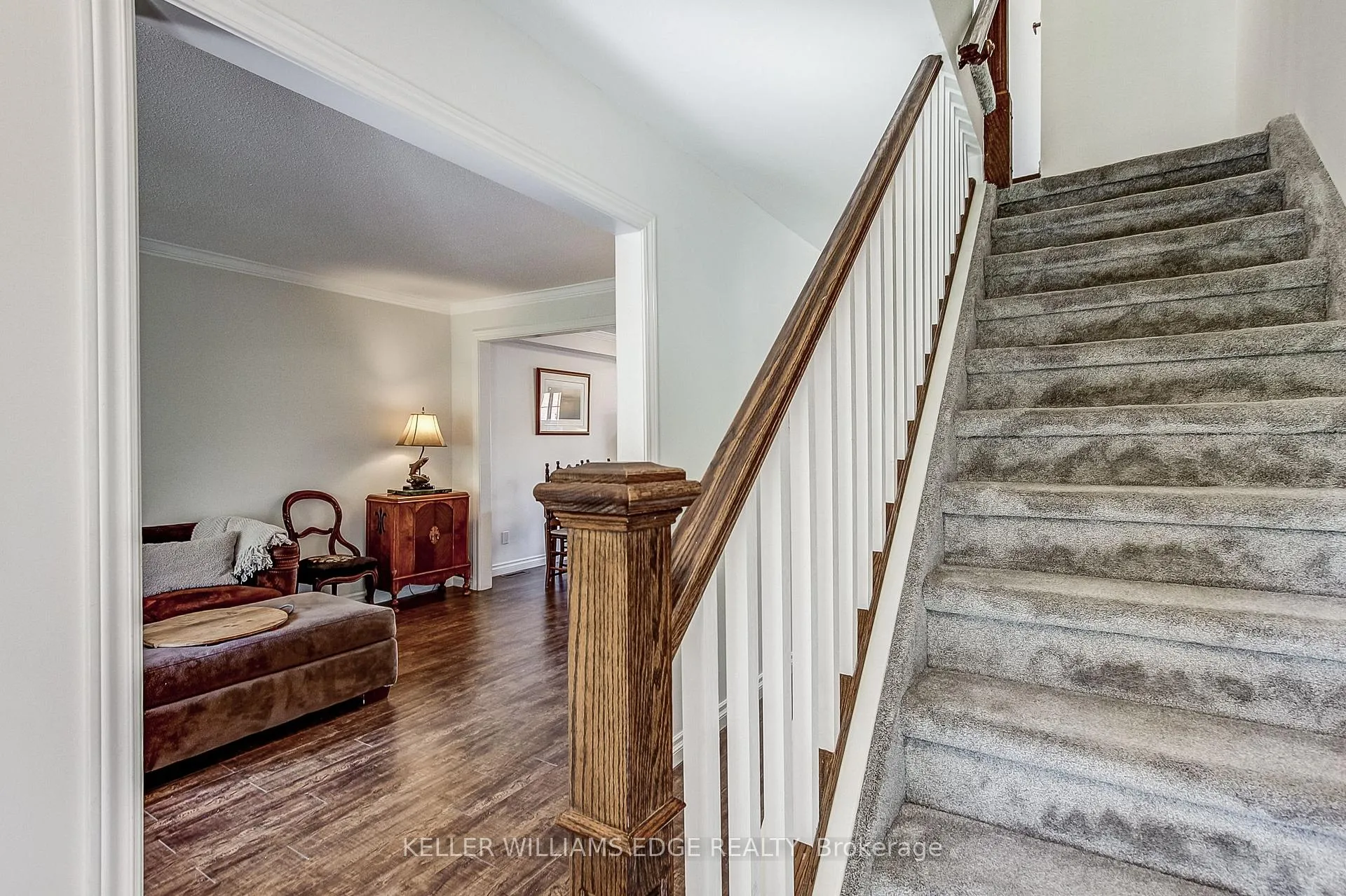 Photo 5 of Unit 1, 567 Guelph Line, Burlington, Roseland — HOMEH