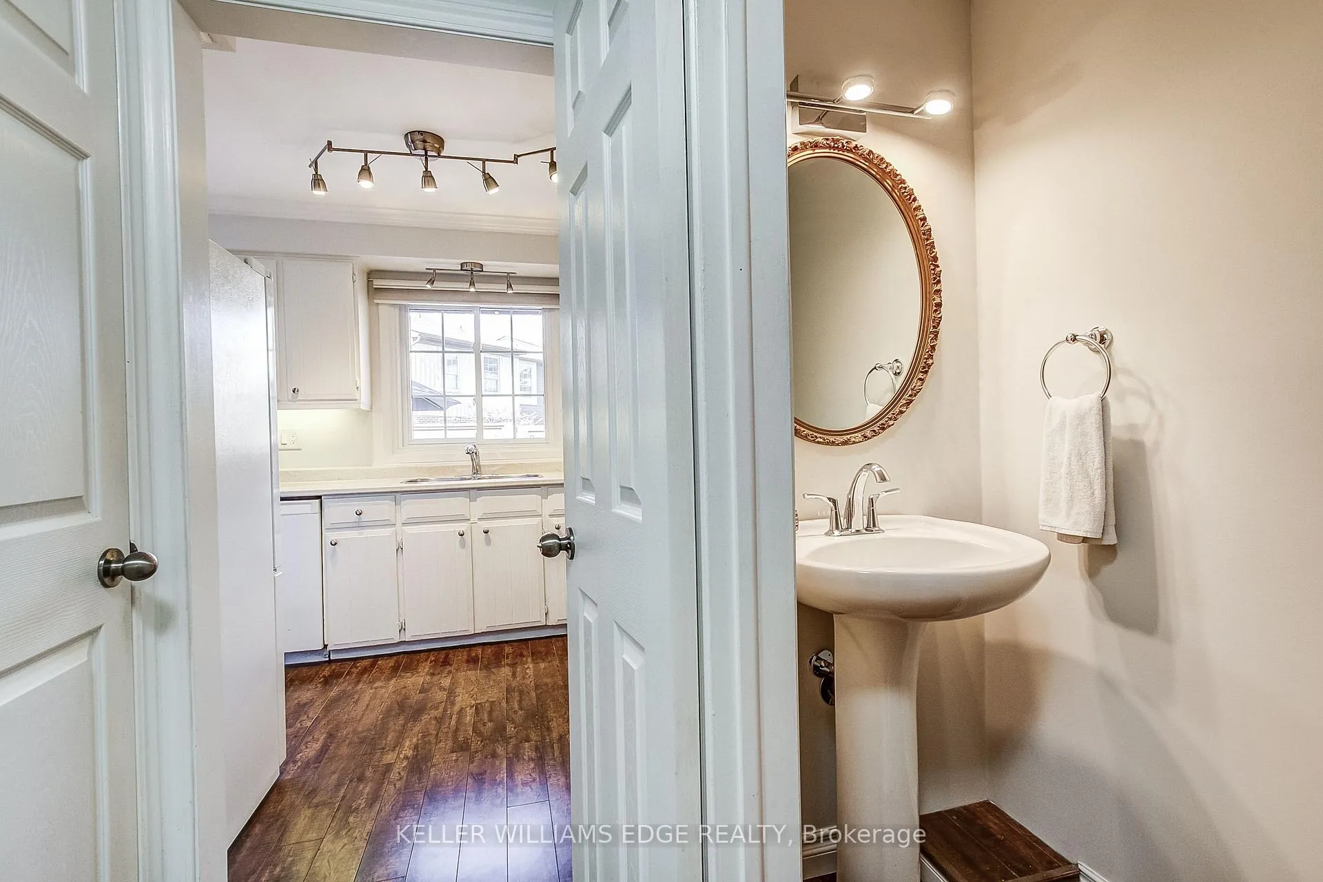 Photo 16 of Unit 1, 567 Guelph Line, Burlington, Roseland — HOMEH