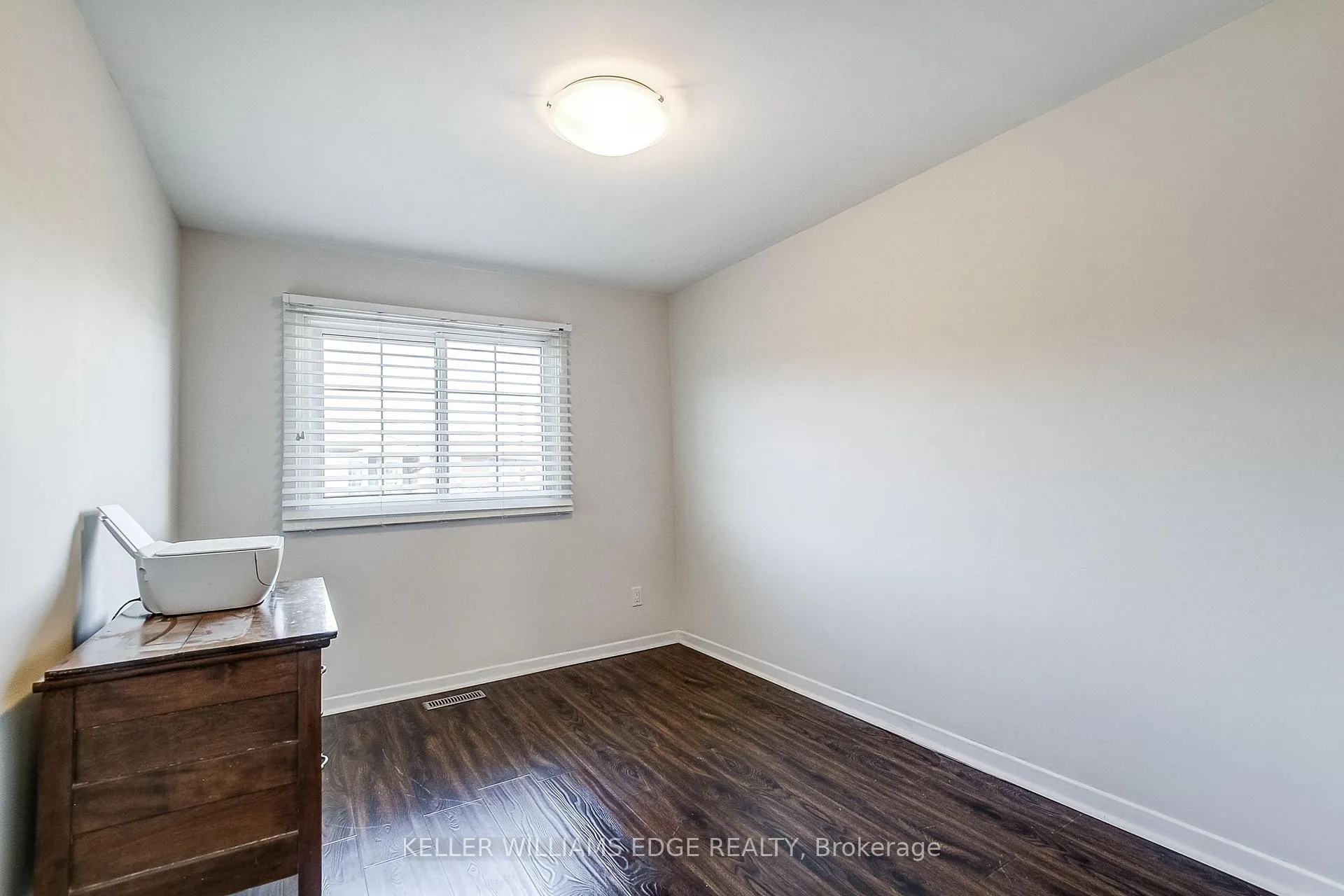 Photo 19 of Unit 1, 567 Guelph Line, Burlington, Roseland — HOMEH