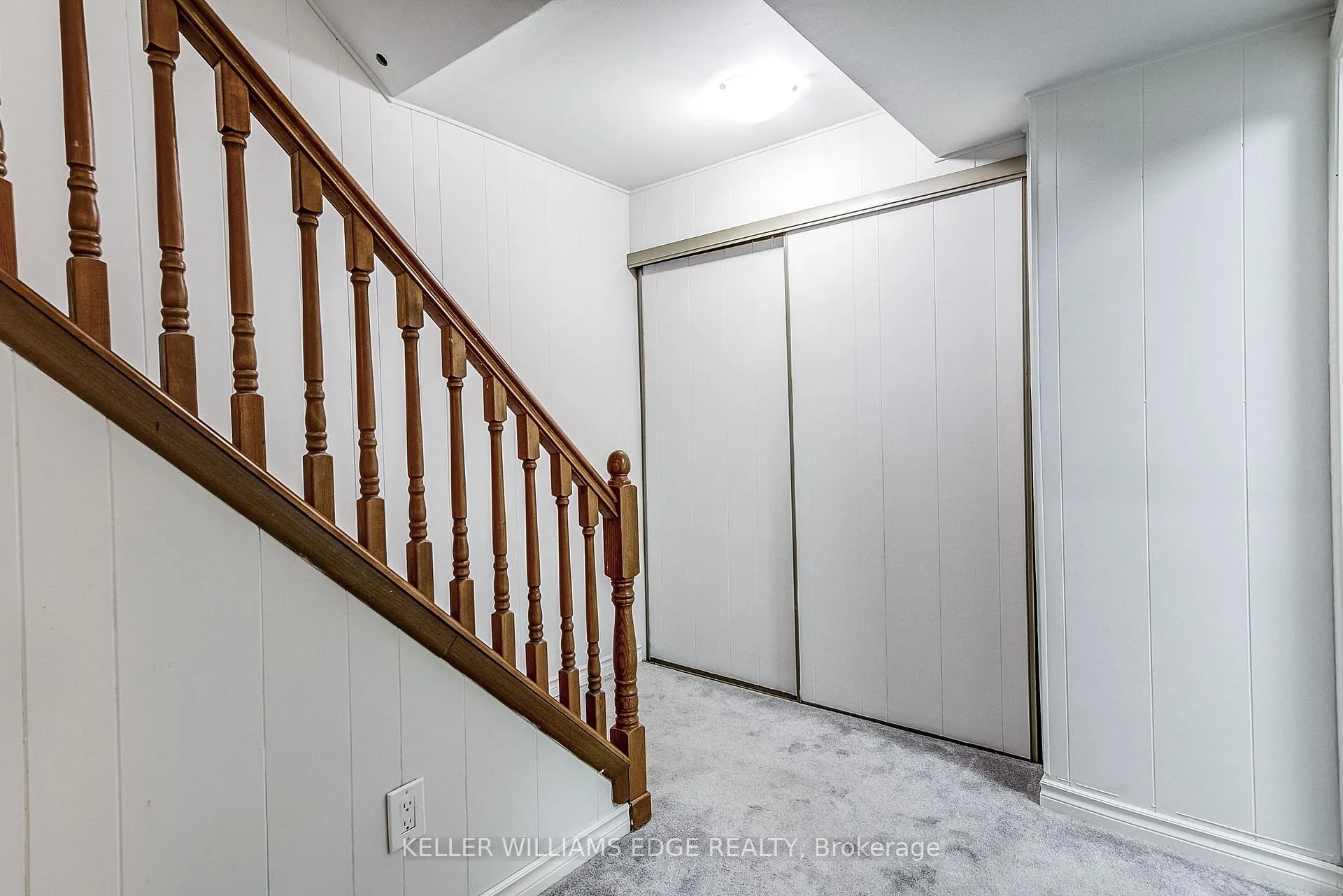 Photo 27 of Unit 1, 567 Guelph Line, Burlington, Roseland — HOMEH