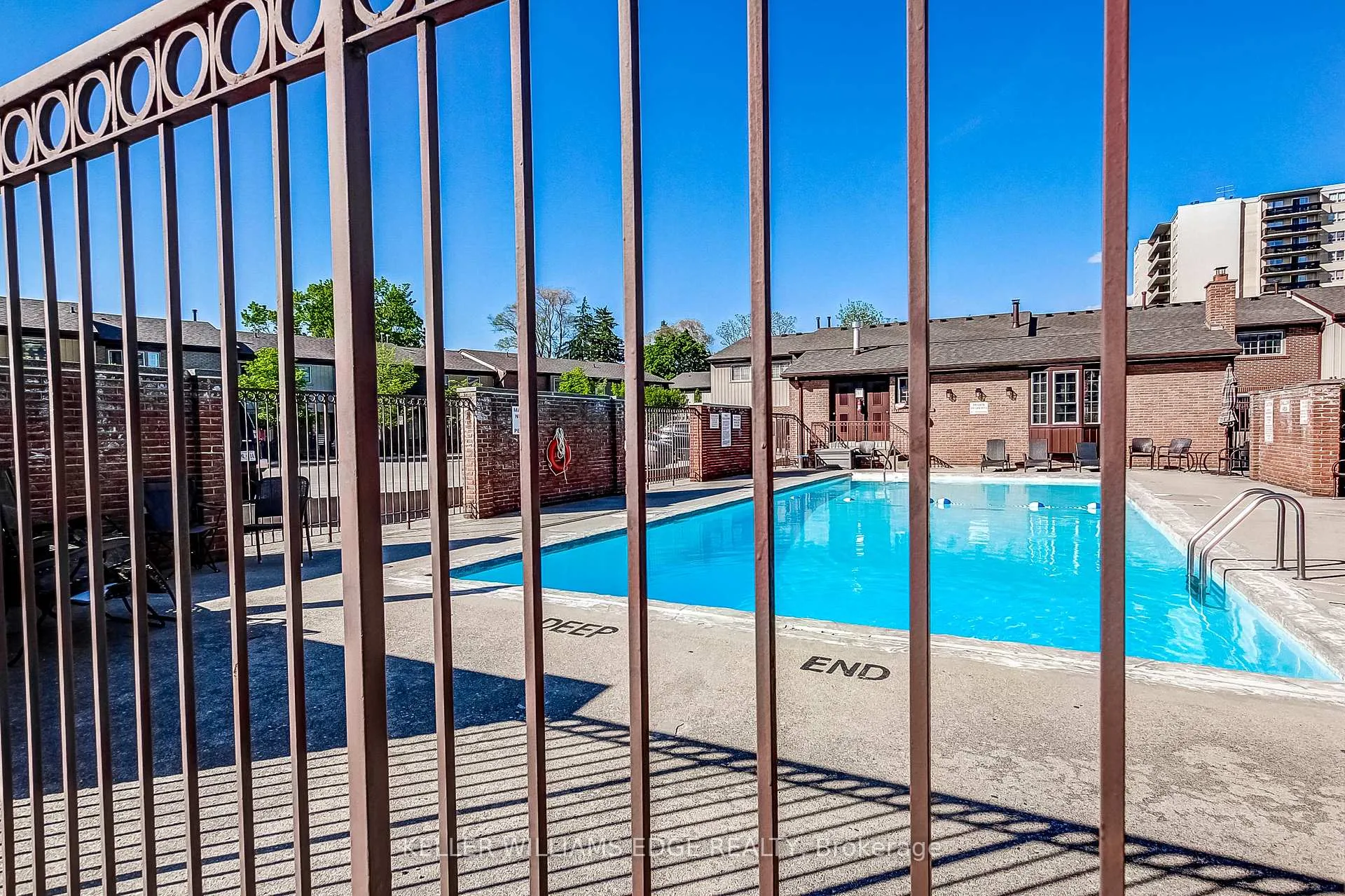 Photo 40 of Unit 1, 567 Guelph Line, Burlington, Roseland — HOMEH