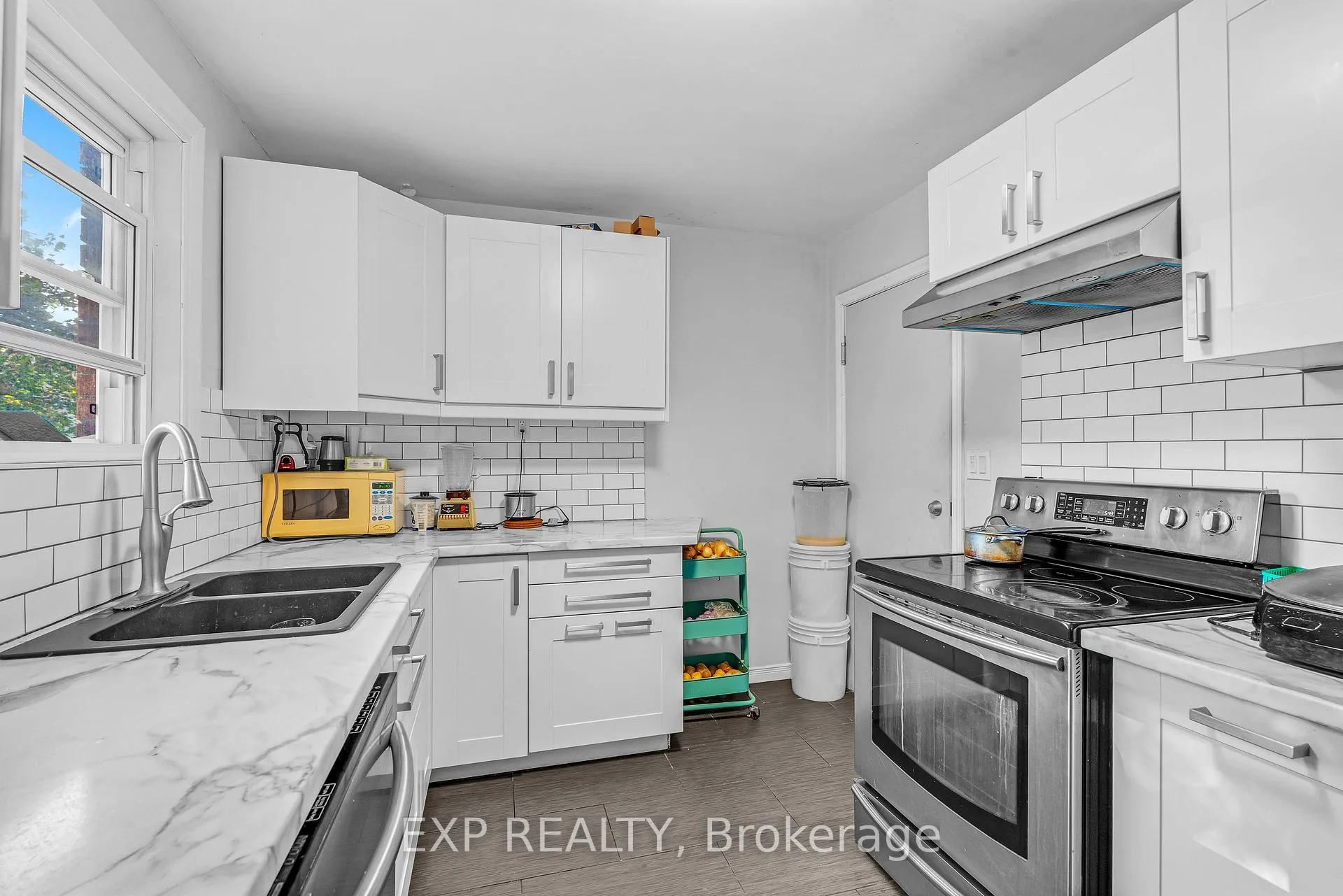 Photo 12 of 41 Alma Street N, Guelph, Junction/Onward Willow — HOMEH