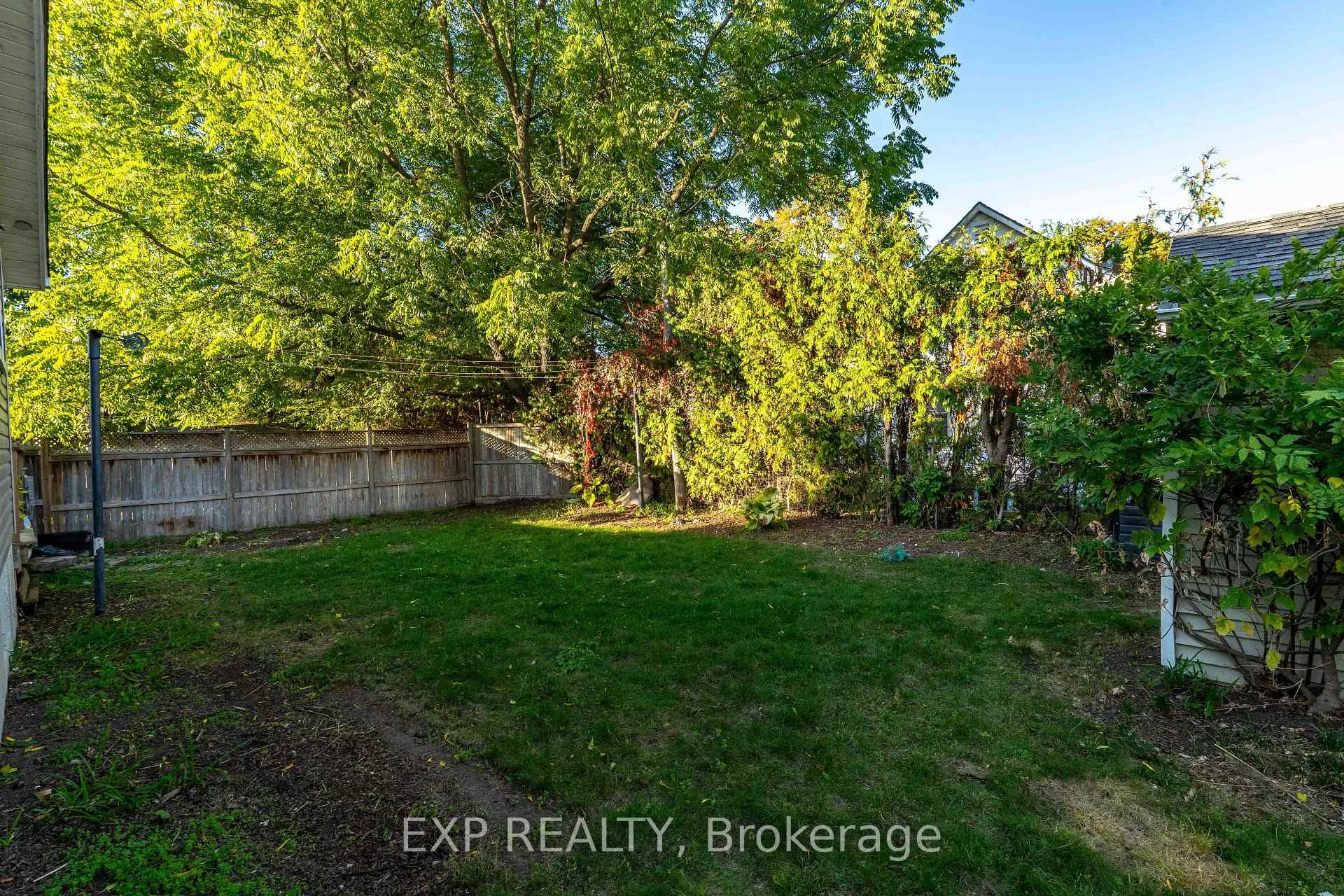 Photo 31 of 41 Alma Street N, Guelph, Junction/Onward Willow — HOMEH