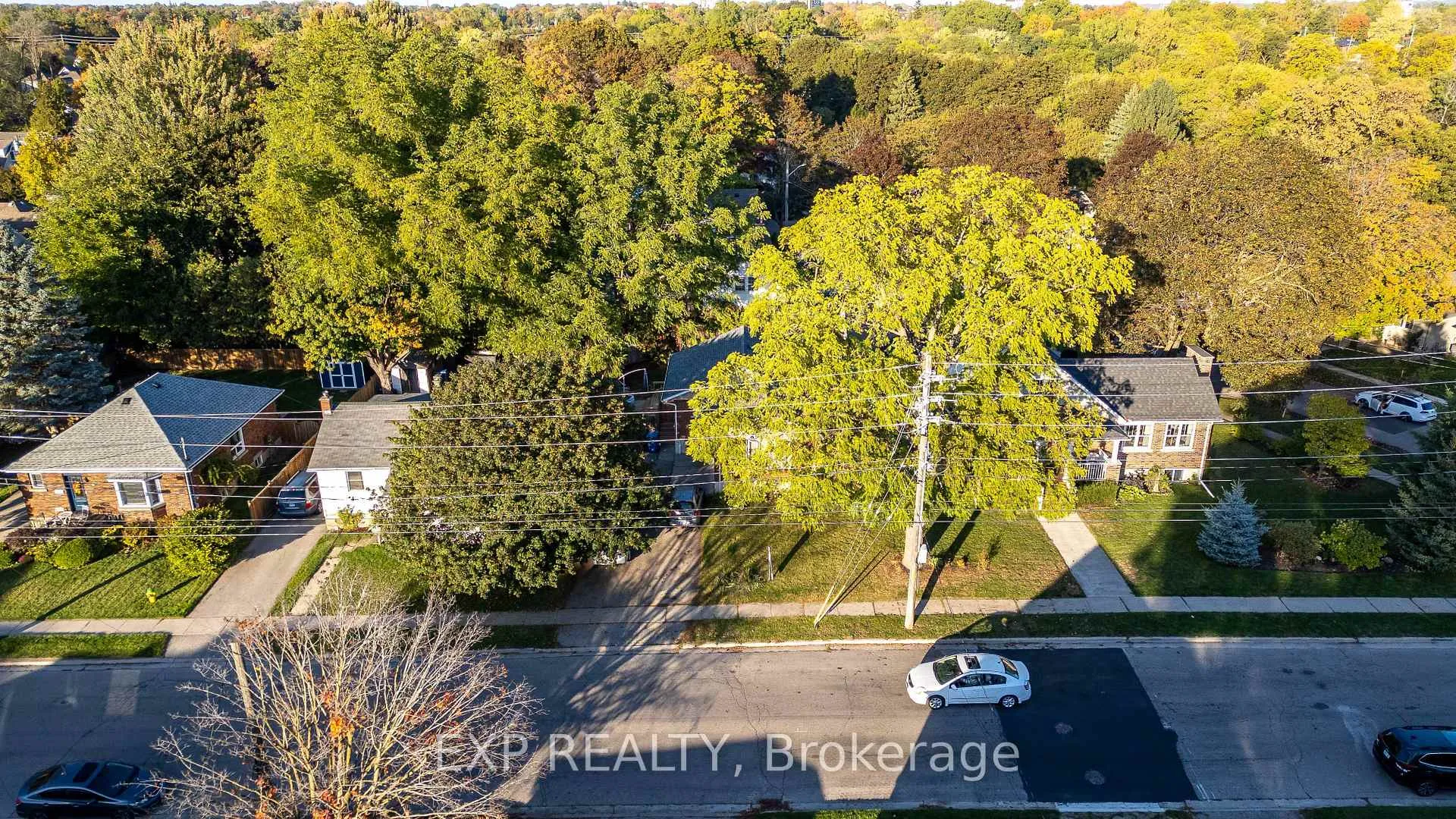 Photo 32 of 41 Alma Street N, Guelph, Junction/Onward Willow — HOMEH