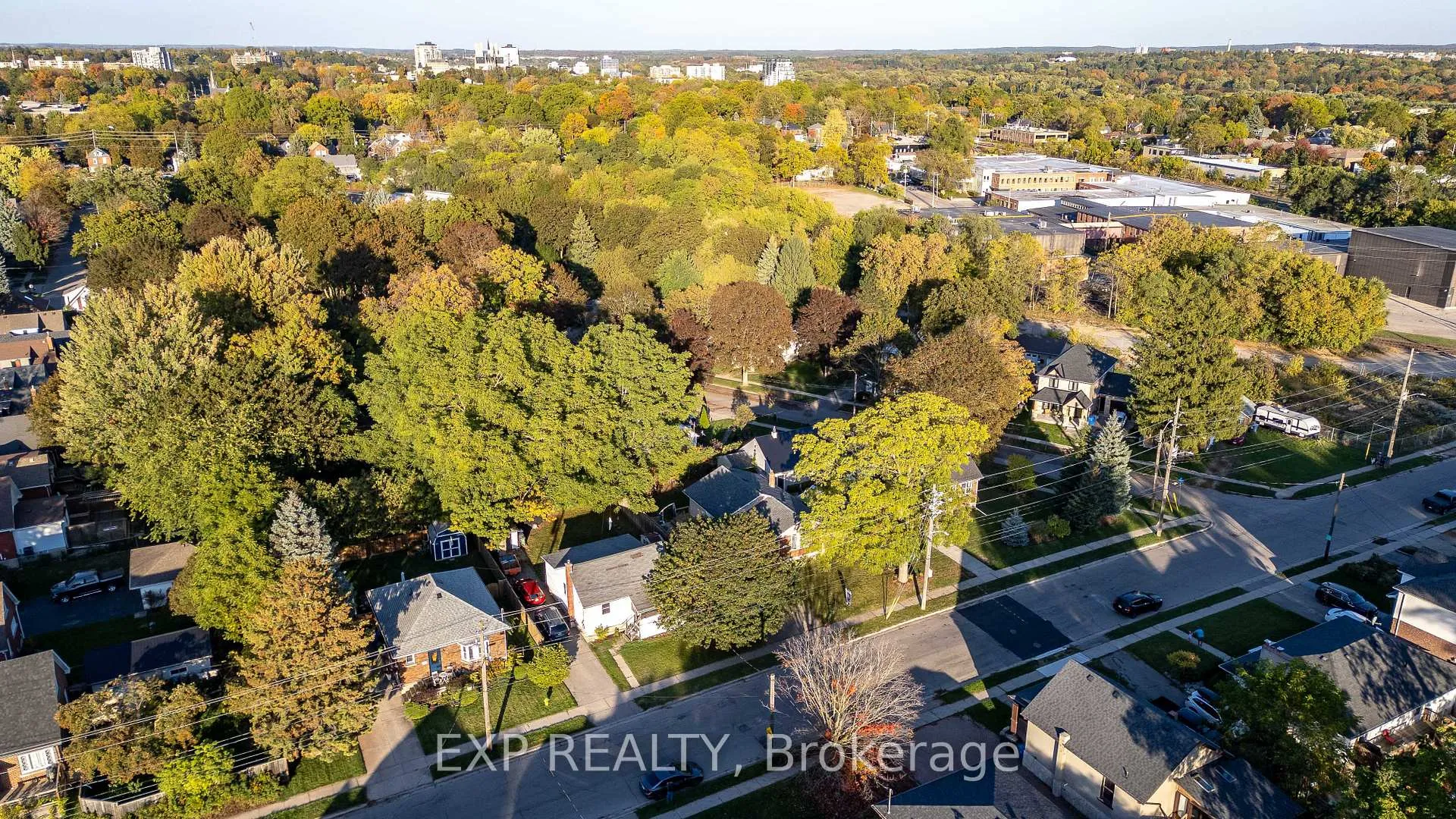 Photo 37 of 41 Alma Street N, Guelph, Junction/Onward Willow — HOMEH