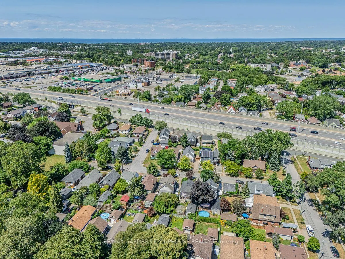 Photo 24 of 14 Spruce Street, St. Catharines, Downtown — HOMEH