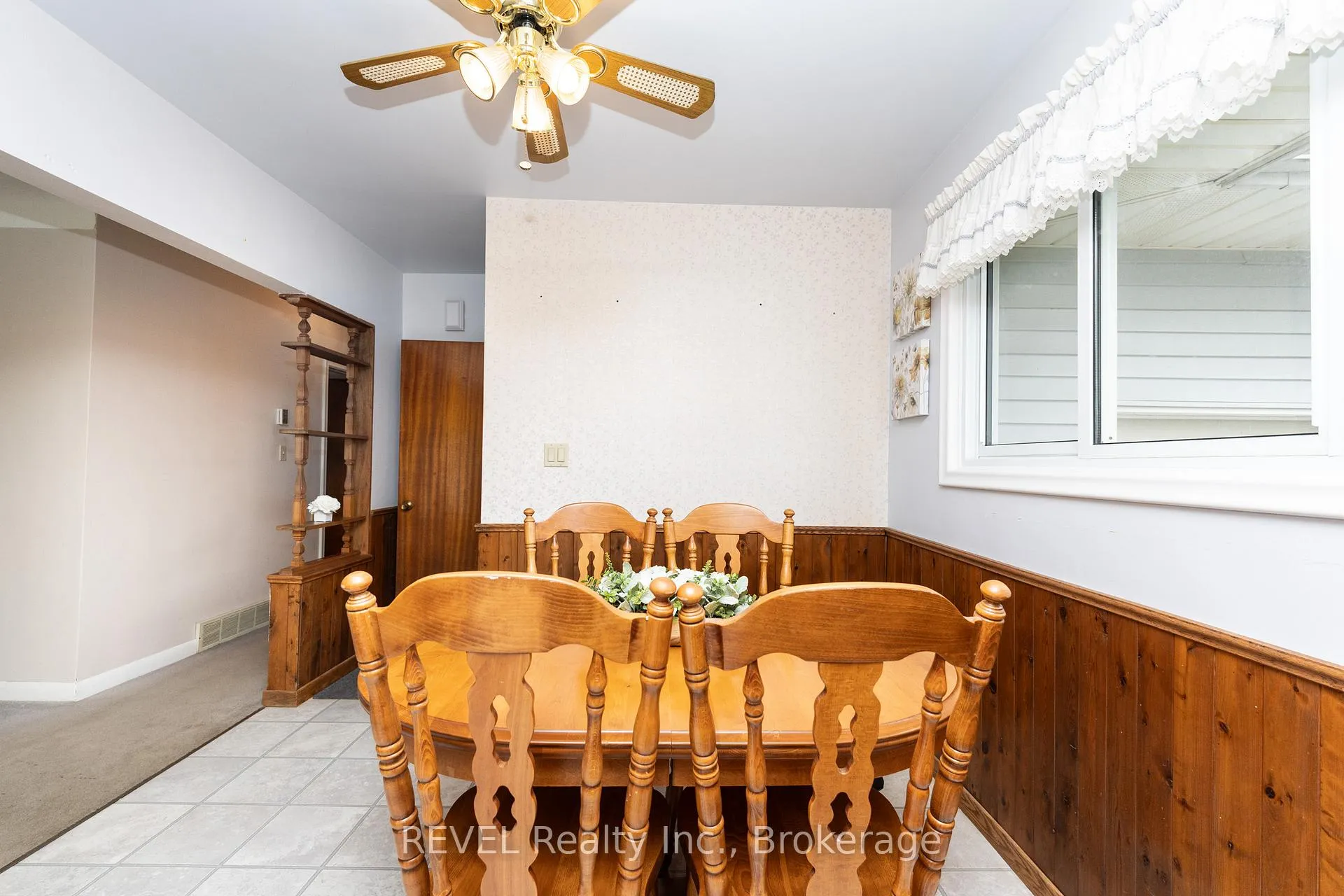 Photo 16 of 247 Kilgour Avenue, Welland, Broadway — HOMEH