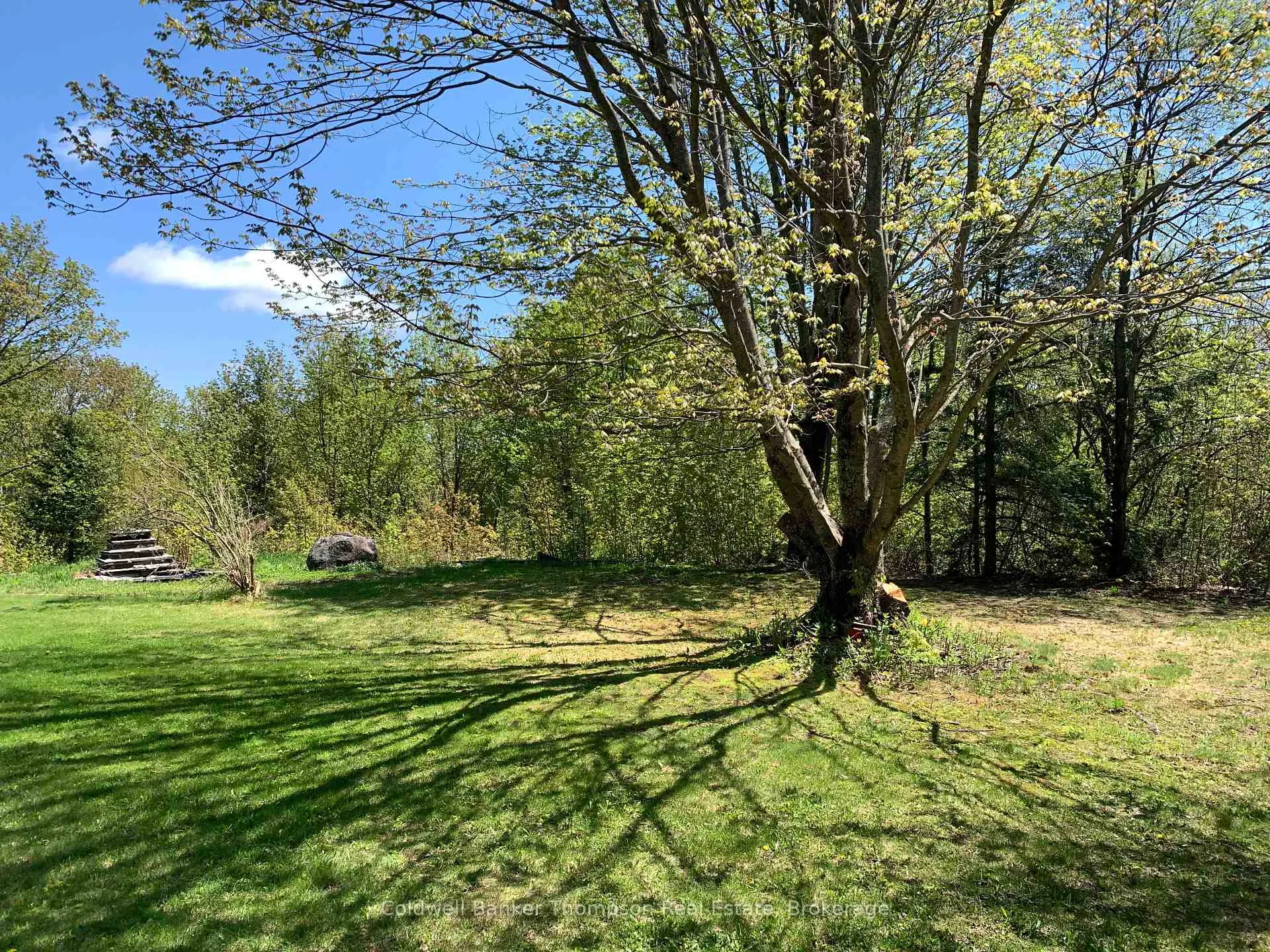 Photo 16 of 79 Oakridge Drive, Strong — HOMEH