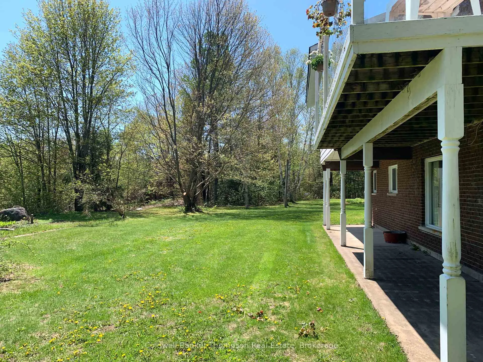 Photo 20 of 79 Oakridge Drive, Strong — HOMEH