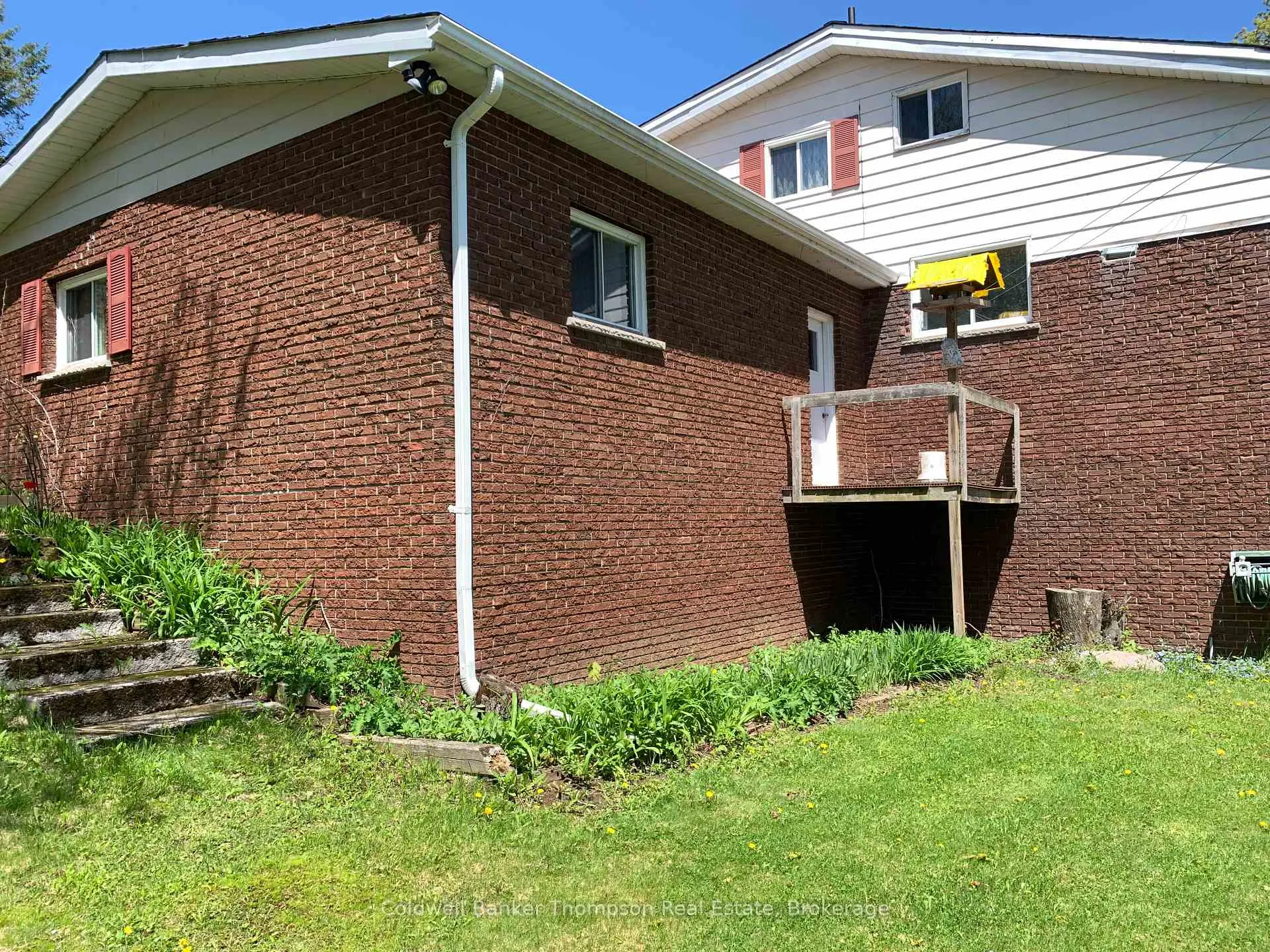Photo 24 of 79 Oakridge Drive, Strong — HOMEH