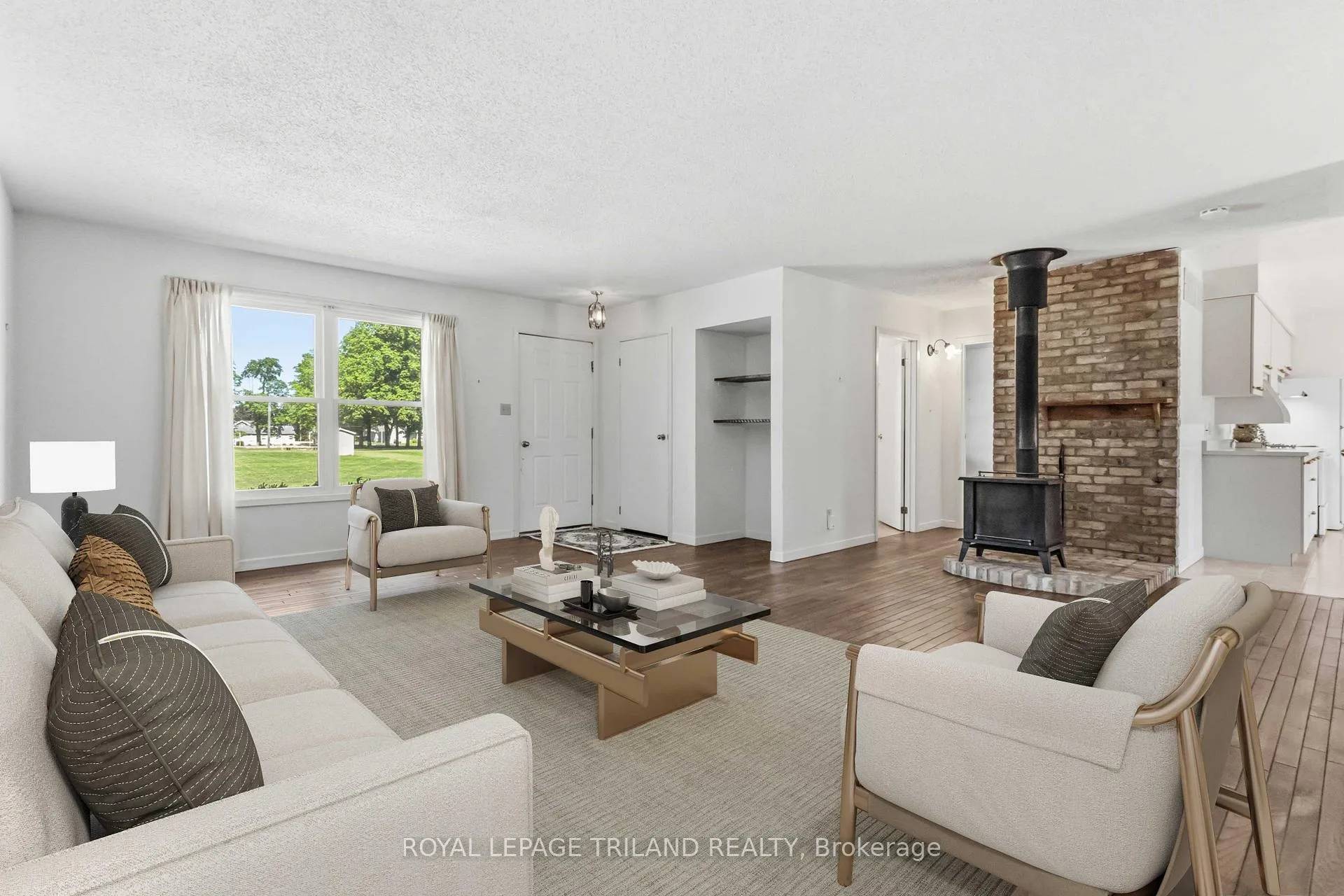 Photo 9 of 271 Anna Street, North Middlesex, Parkhill — HOMEH