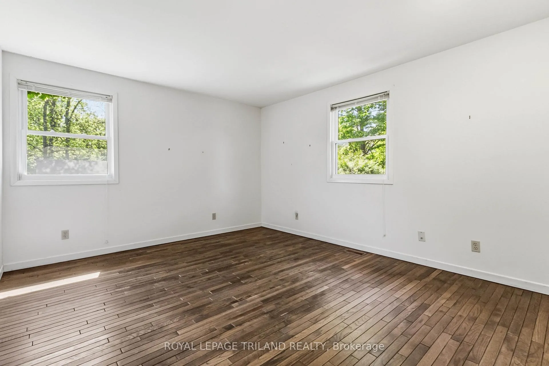 Photo 25 of 271 Anna Street, North Middlesex, Parkhill — HOMEH