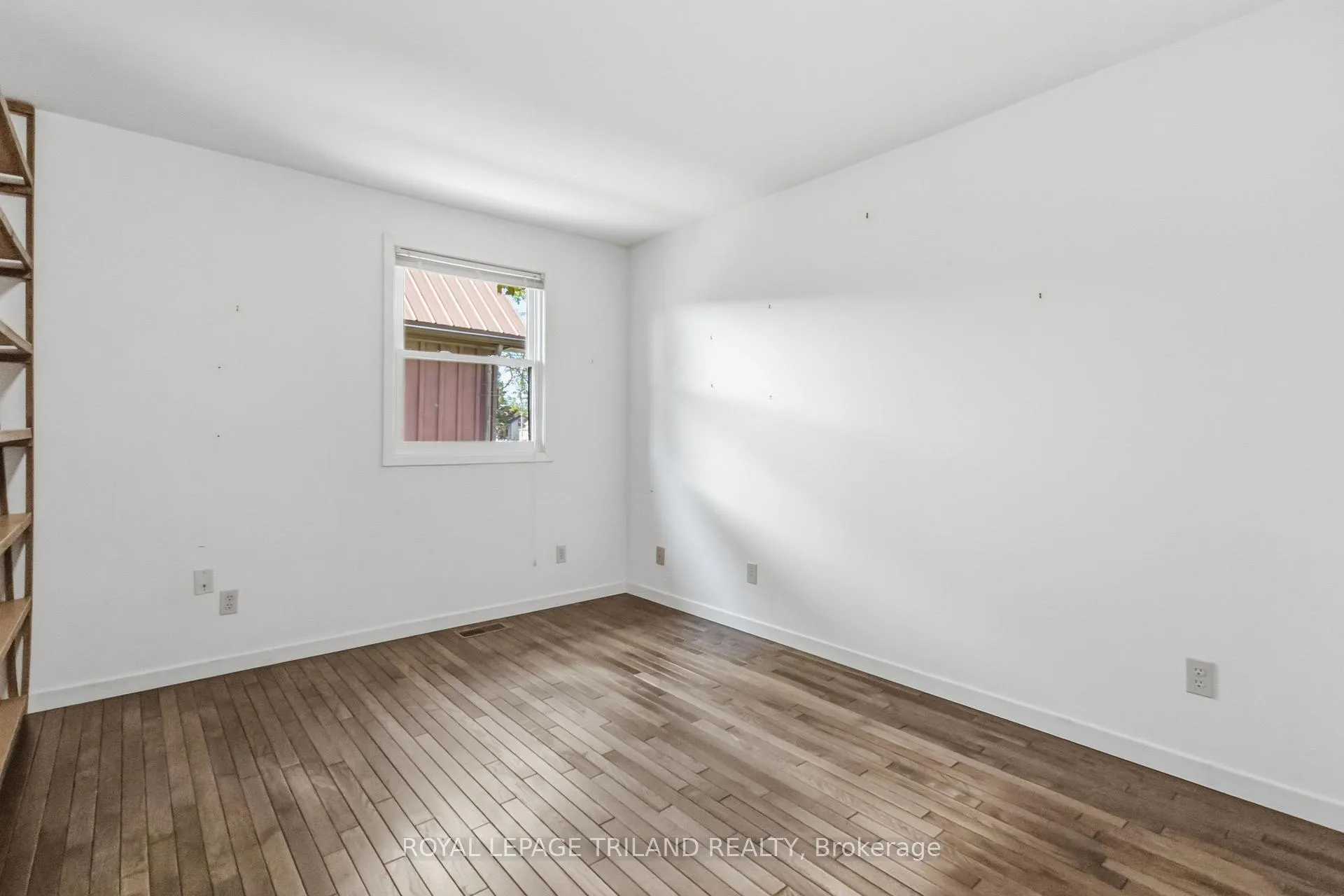 Photo 27 of 271 Anna Street, North Middlesex, Parkhill — HOMEH