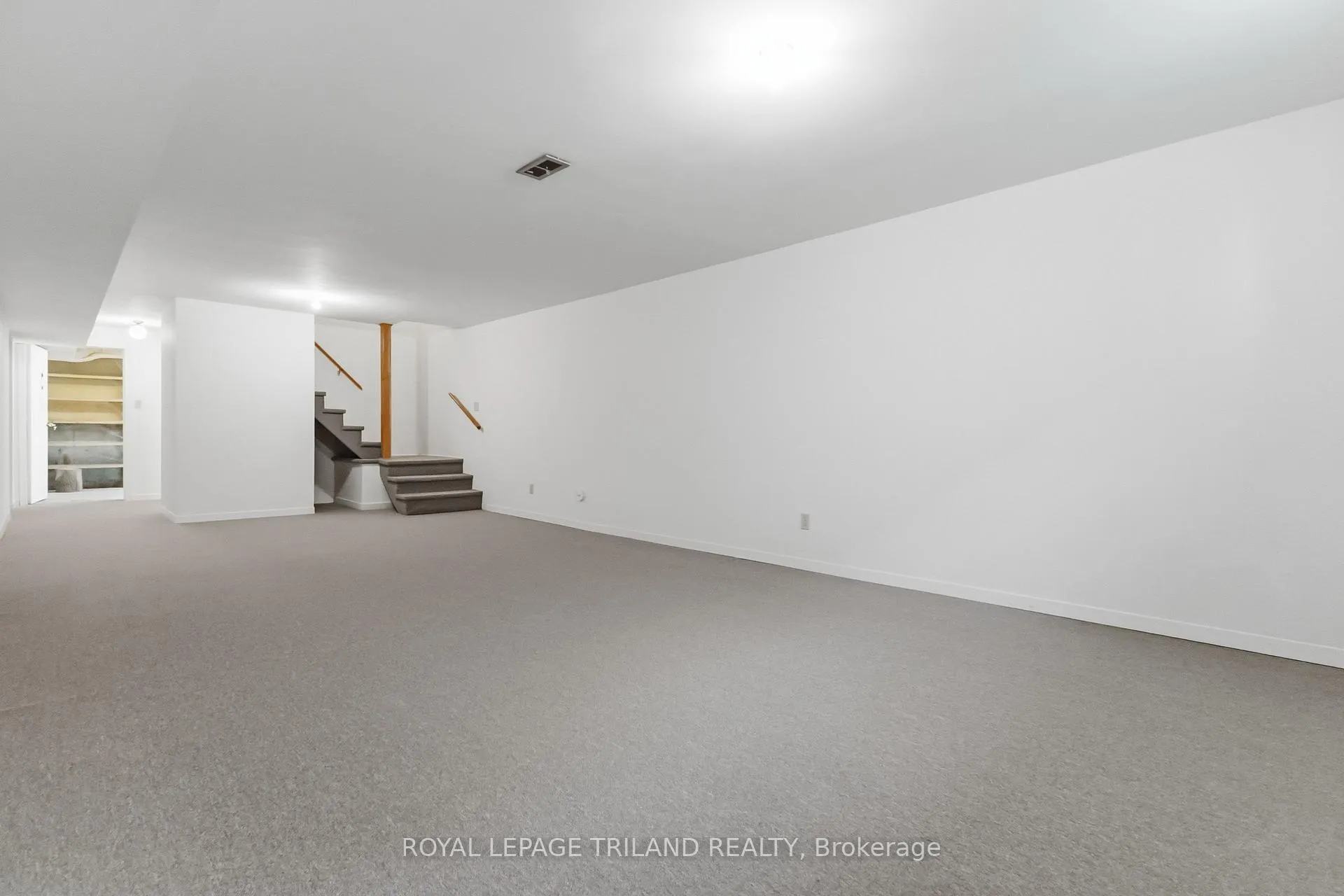 Photo 34 of 271 Anna Street, North Middlesex, Parkhill — HOMEH