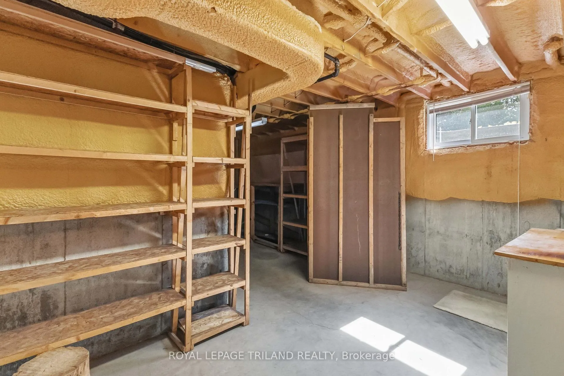 Photo 39 of 271 Anna Street, North Middlesex, Parkhill — HOMEH