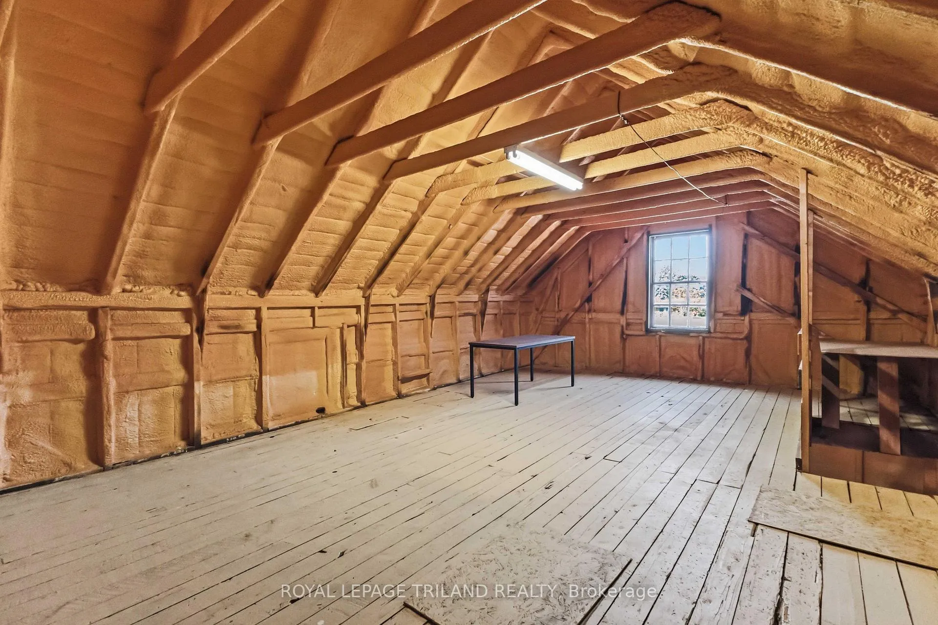 Photo 42 of 271 Anna Street, North Middlesex, Parkhill — HOMEH