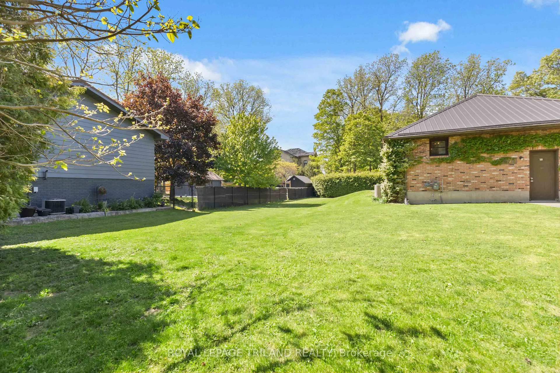 Photo 44 of 271 Anna Street, North Middlesex, Parkhill — HOMEH