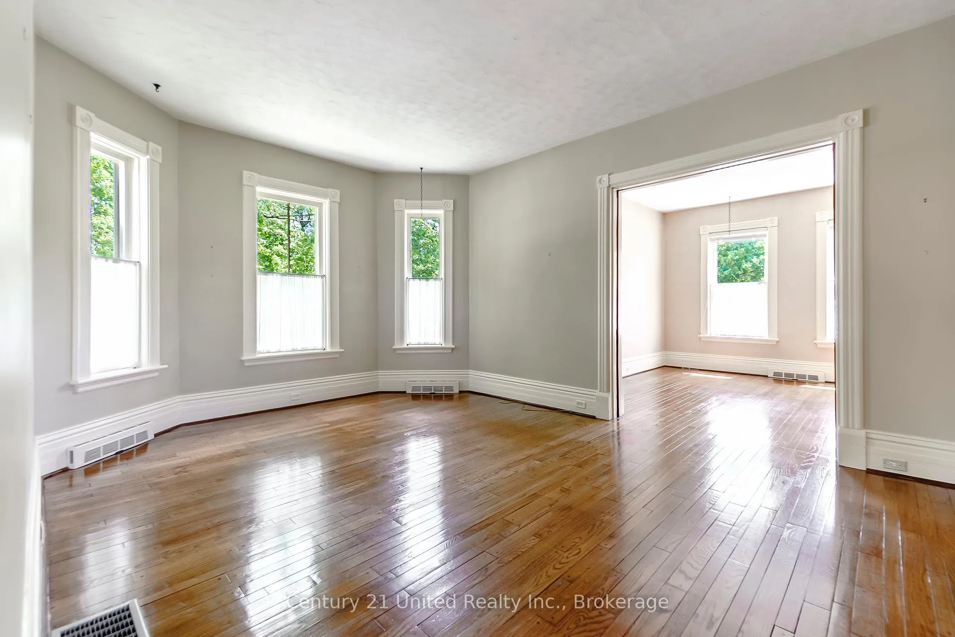 Photo 15 of 232 Bennet Street, Peterborough, Northcrest Ward 5 — HOMEH