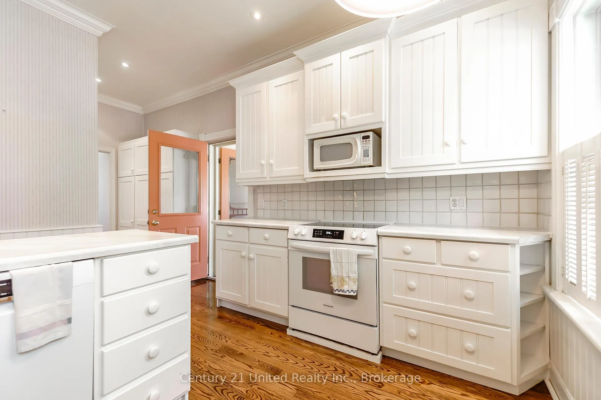 Photo 22 of 232 Bennet Street, Peterborough, Northcrest Ward 5 — HOMEH
