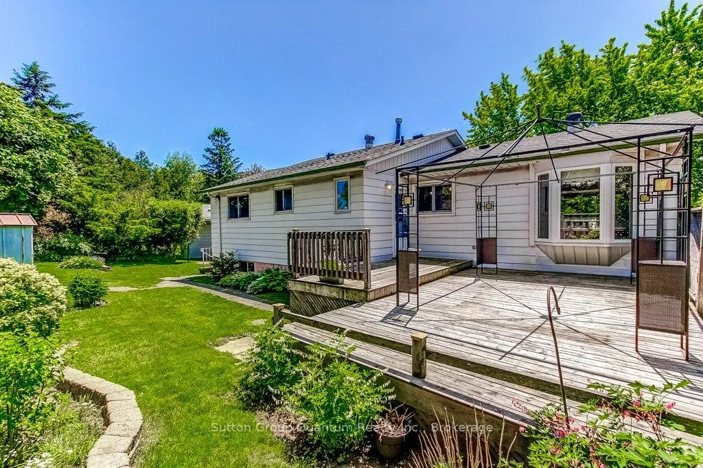 Photo 42 of 70 Graystone Drive, Hamilton, Gilkson — HOMEH