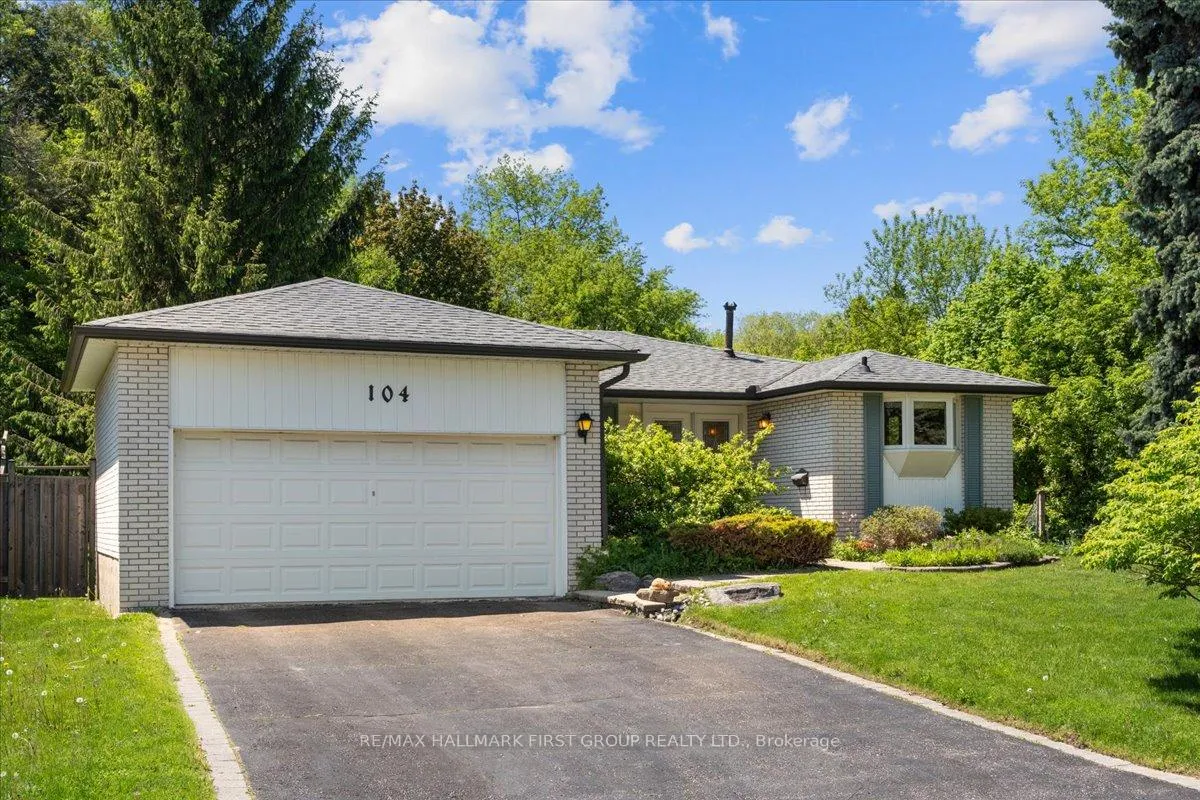 Photo 2 of 104 Marwin Road, Ajax, Central West — HOMEH