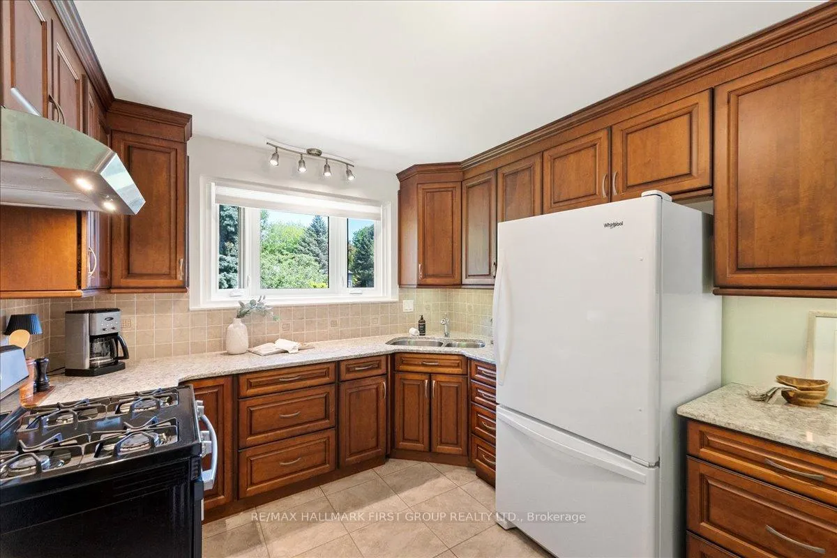 Photo 15 of 104 Marwin Road, Ajax, Central West — HOMEH