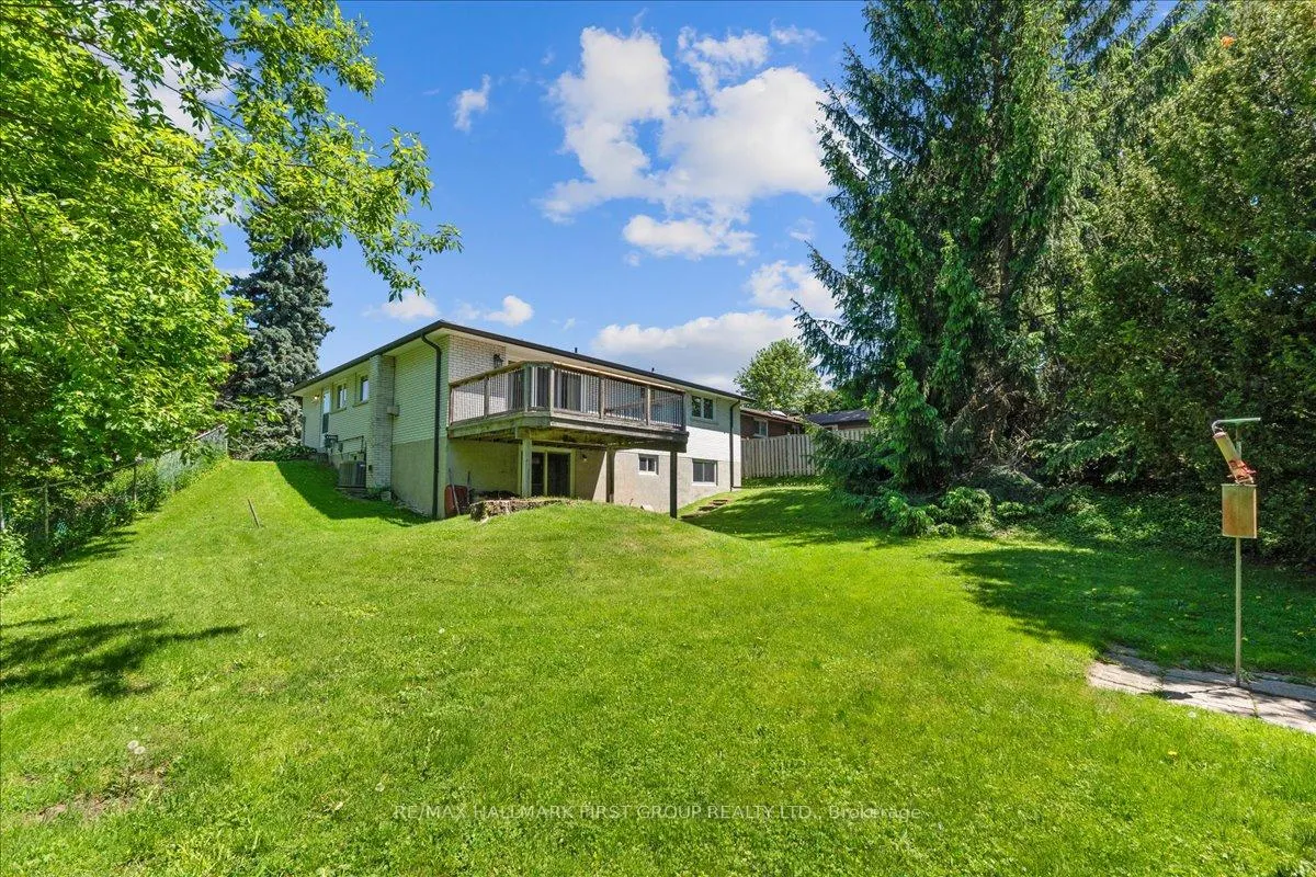 Photo 38 of 104 Marwin Road, Ajax, Central West — HOMEH