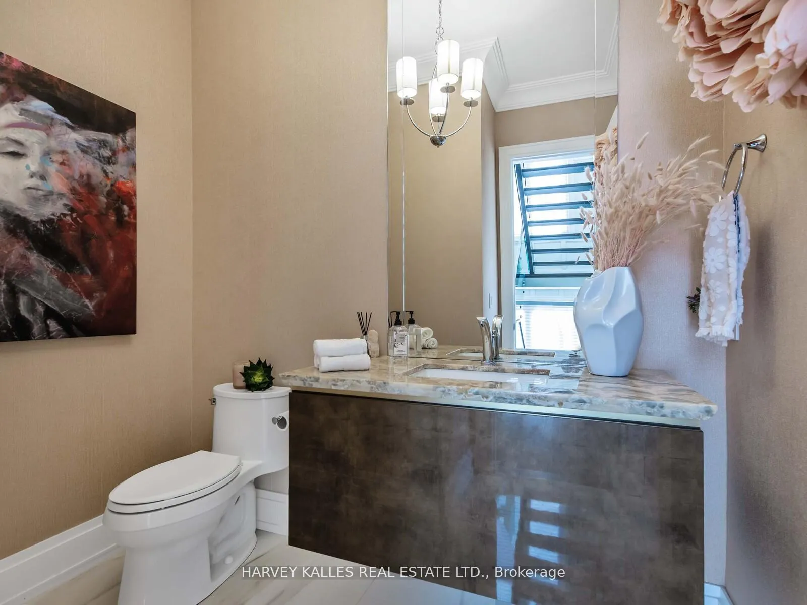 Photo 18 of 10 Malaren Road, Vaughan, Maple — HOMEH
