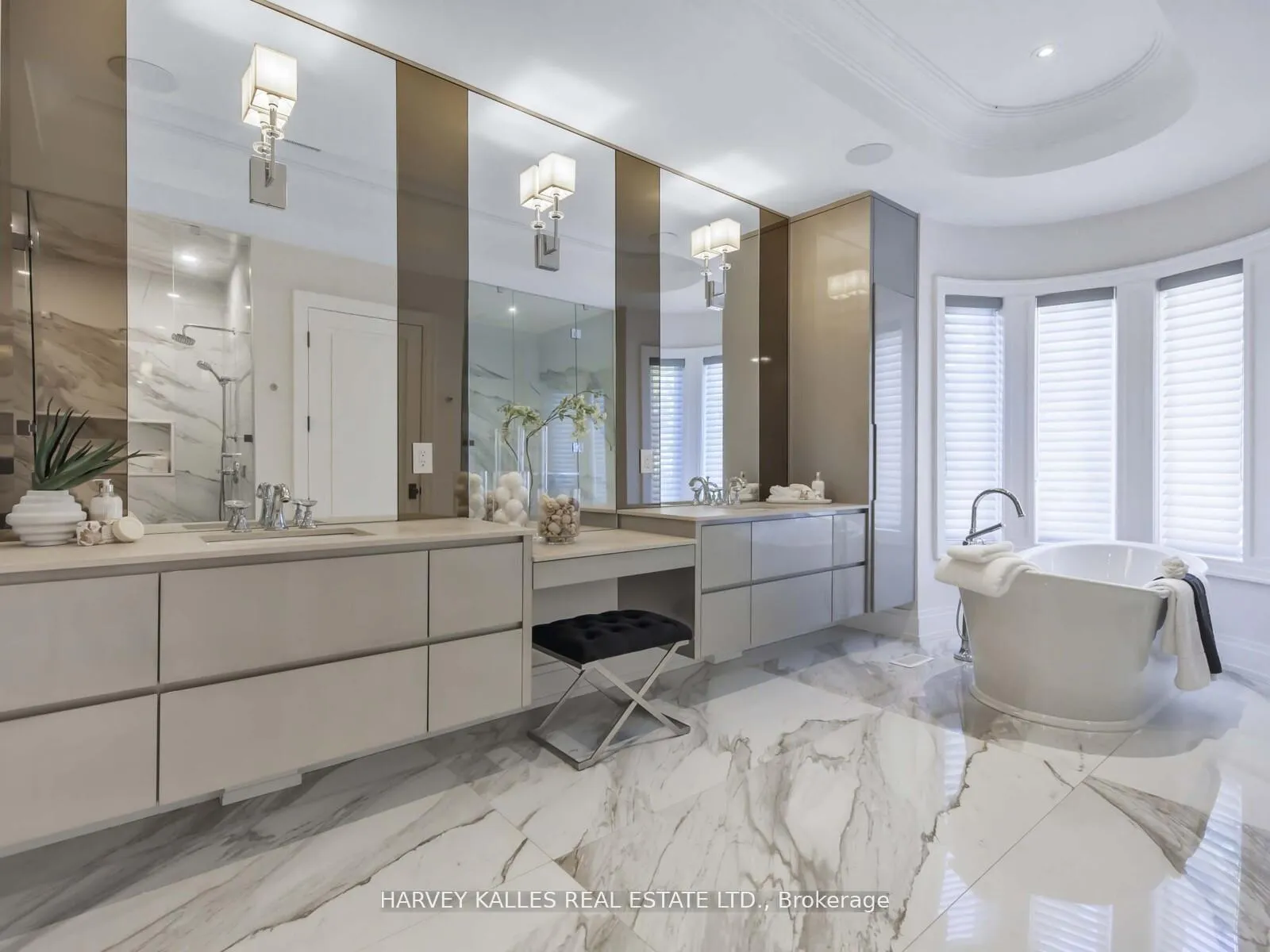 Photo 24 of 10 Malaren Road, Vaughan, Maple — HOMEH