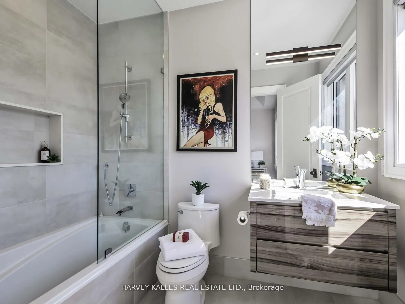 Photo 29 of 10 Malaren Road, Vaughan, Maple — HOMEH