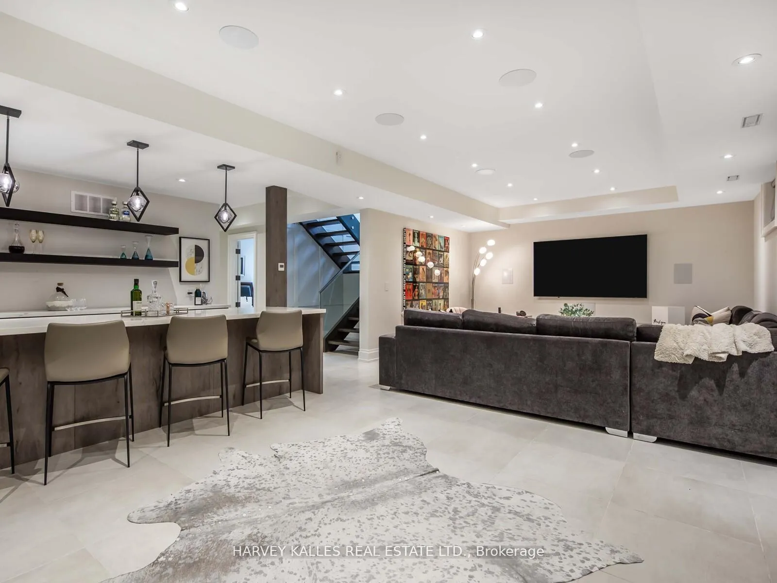 Photo 40 of 10 Malaren Road, Vaughan, Maple — HOMEH